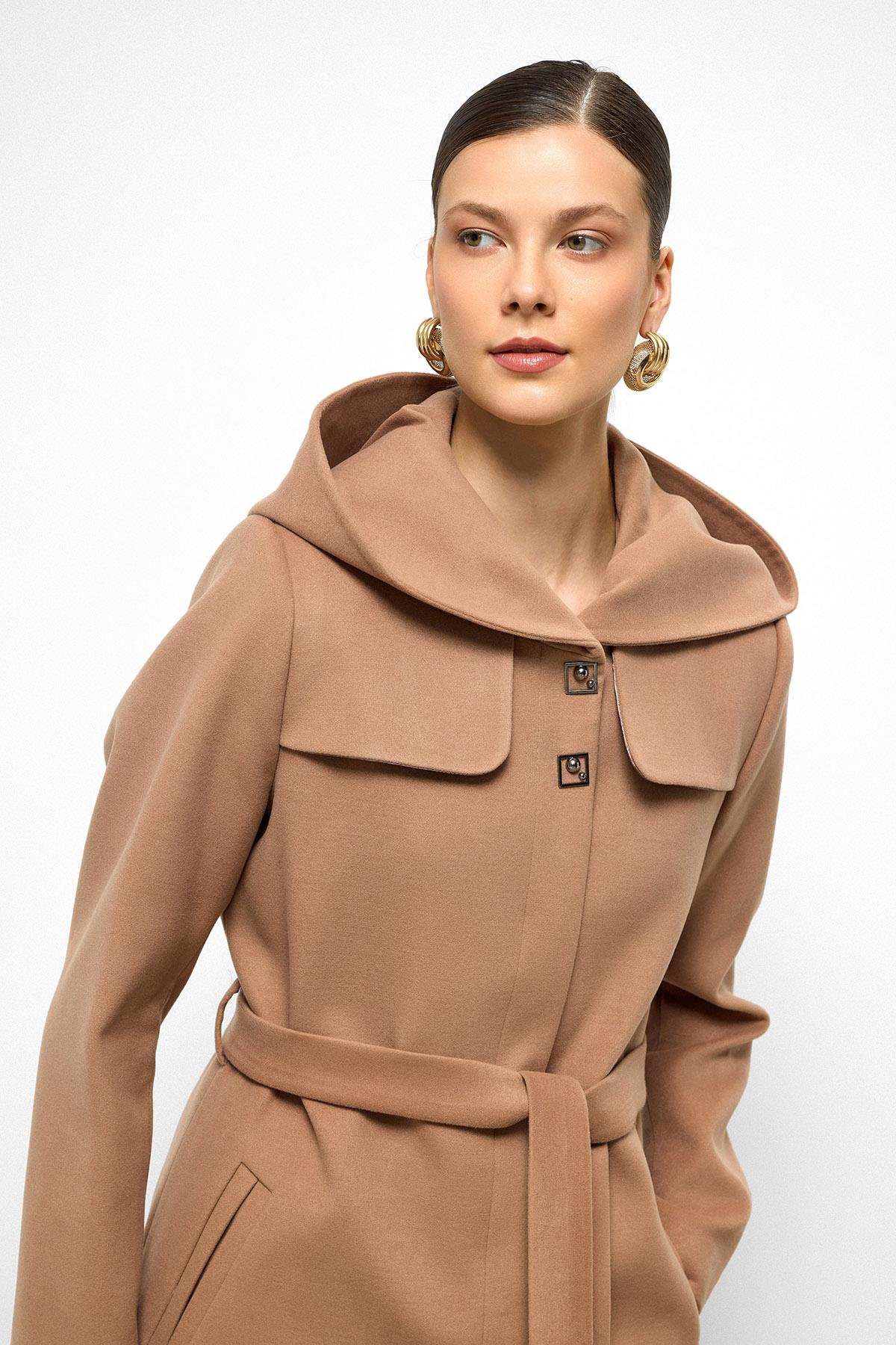 Kapüşonlu Pelerin Detaylı Kaban KAMEL 3109