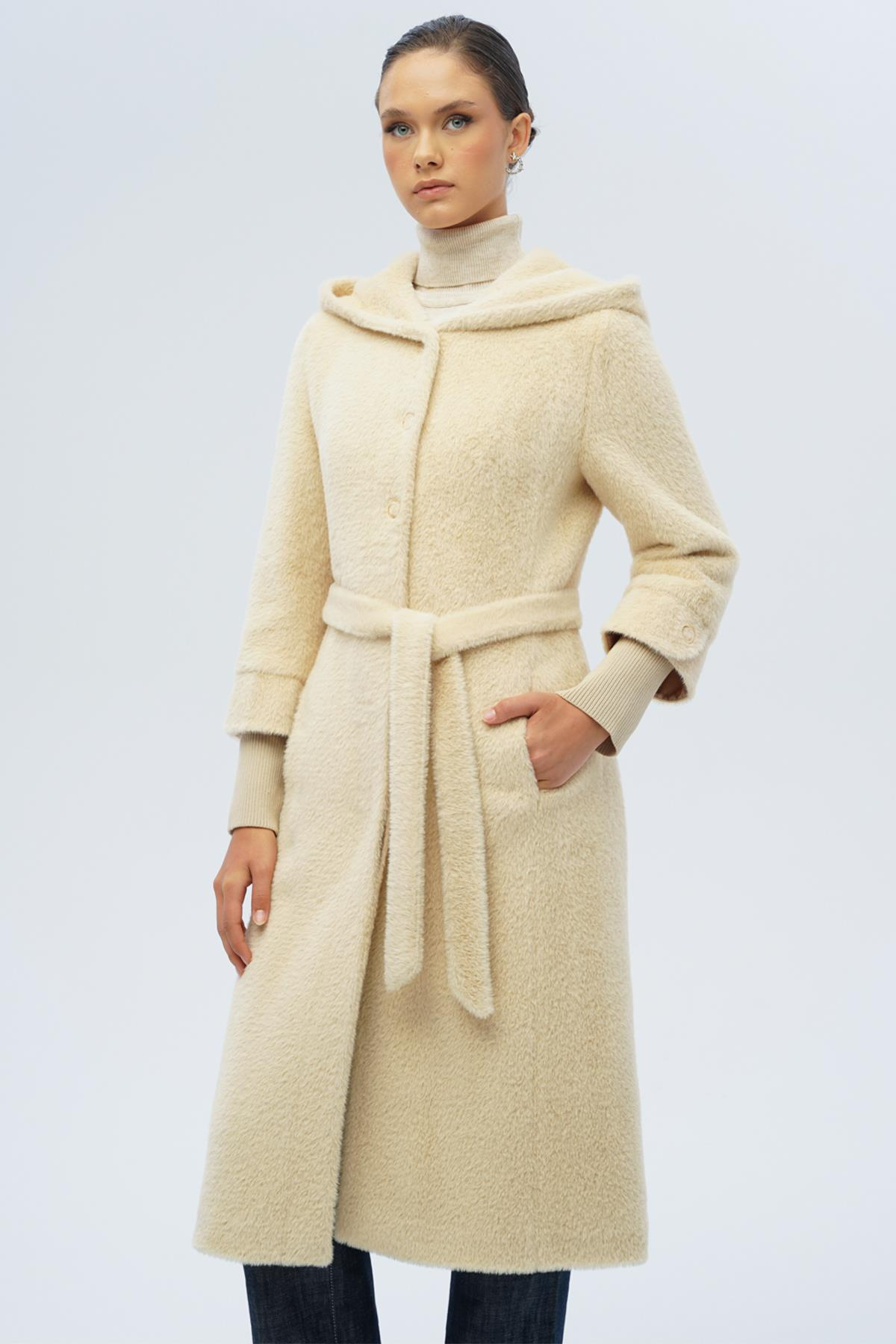 Kapüşonlu Ribana Detaylı Pelüş Kaban BEJ 3118