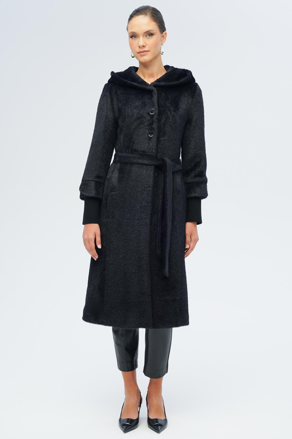 Kapüşonlu Ribana Detaylı Pelüş Kaban SİYAH 3118