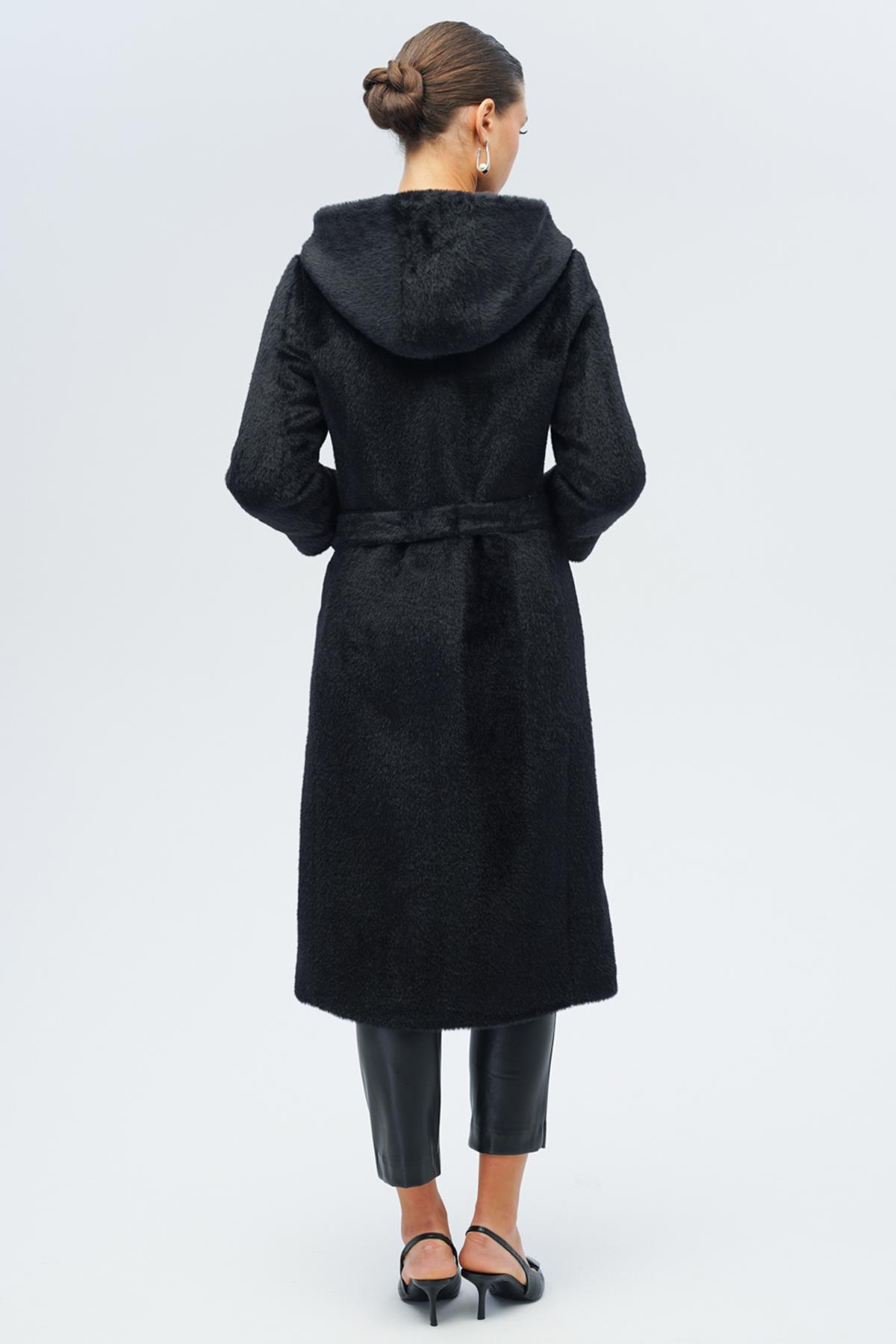 Kapüşonlu Ribana Detaylı Pelüş Kaban SİYAH 3118