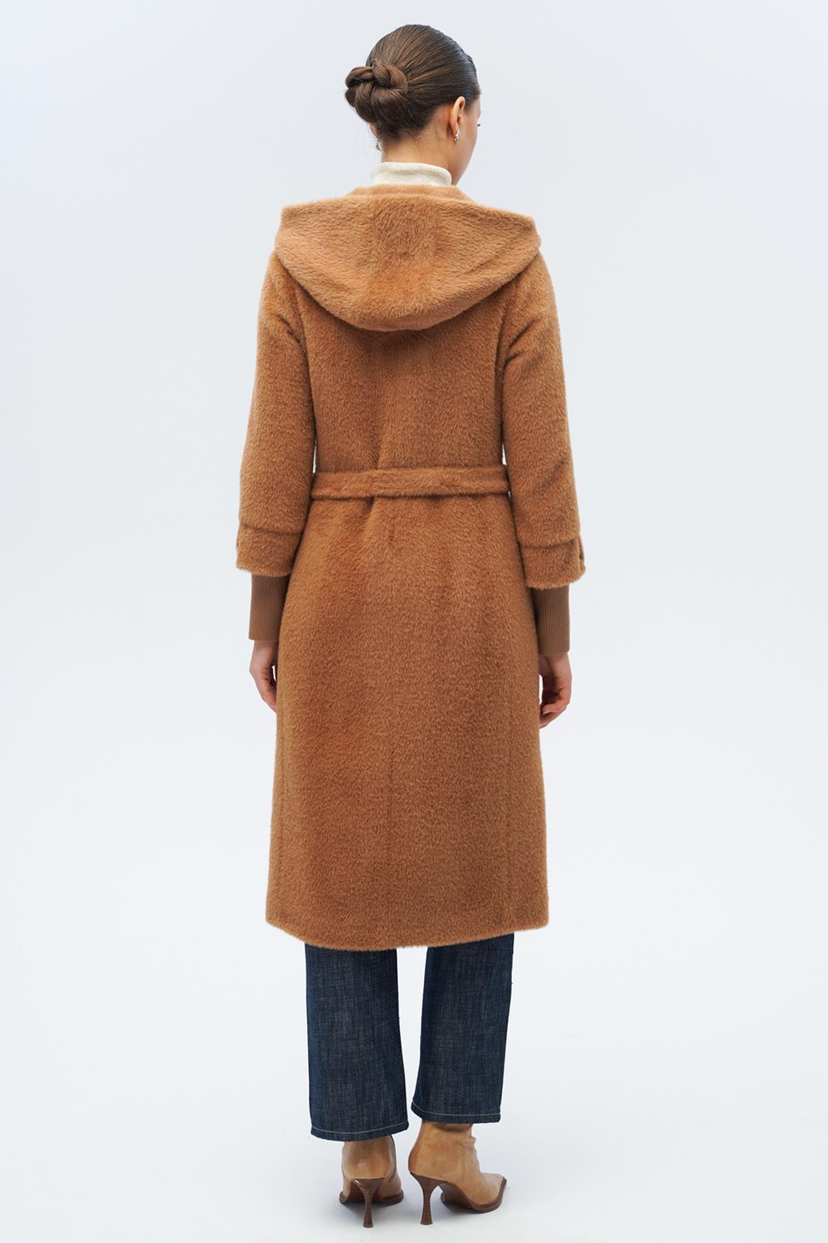 Kapüşonlu Ribana Detaylı Pelüş Kaban TABA 3118