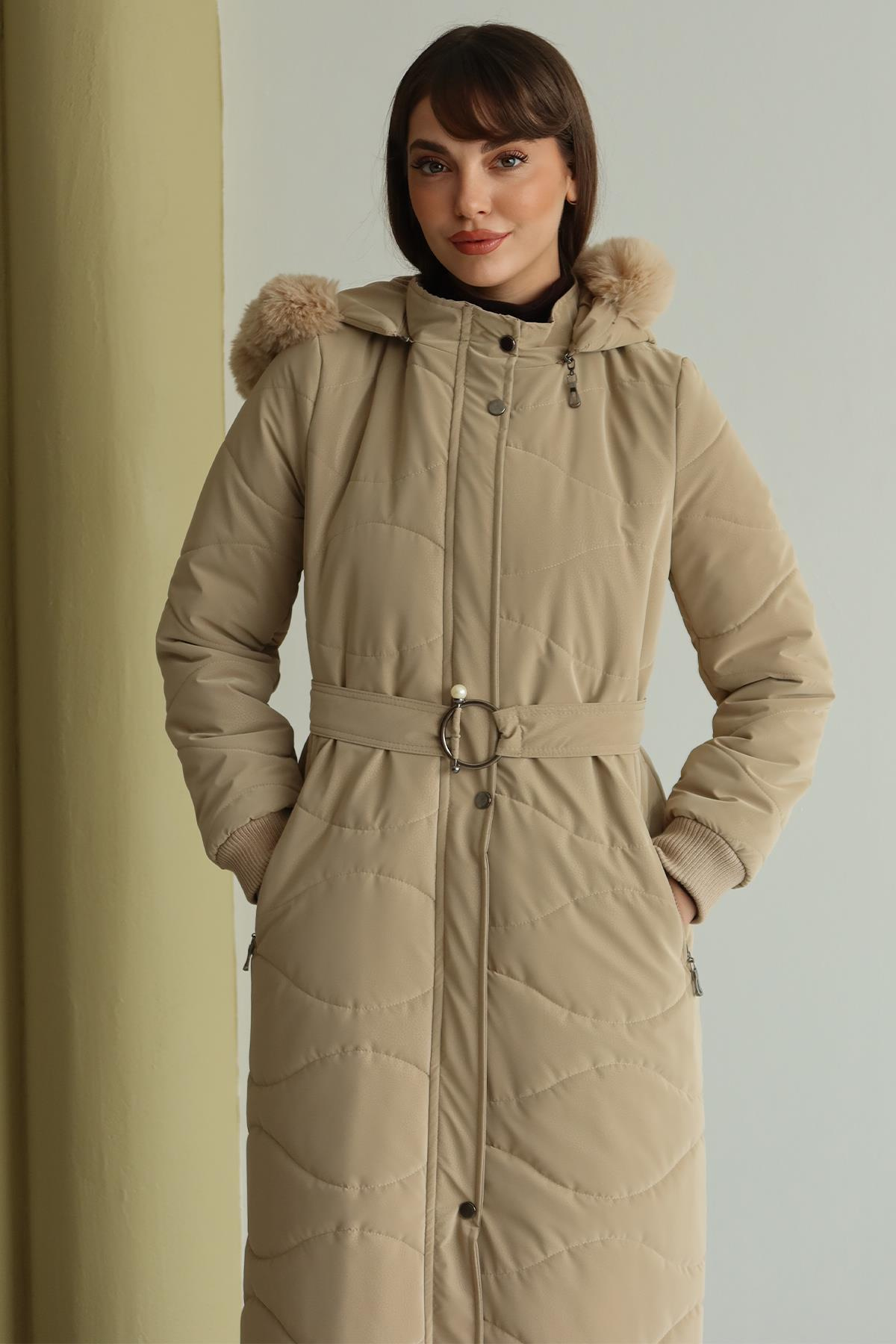 Kapüşonu Çıkabilir Kürklü Fermuarlı Uzun Kapitone Mont BEJ 6802