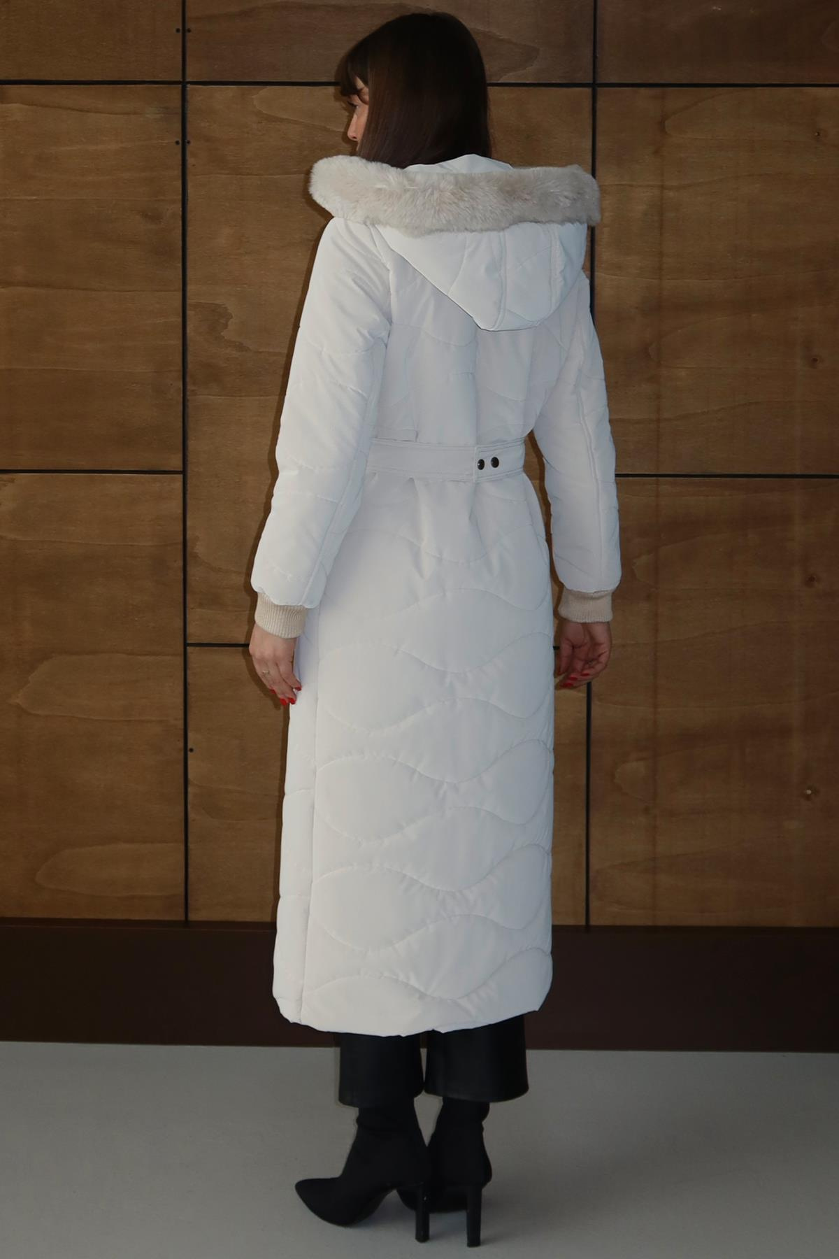 Kapüşonu Çıkabilir Kürklü Fermuarlı Uzun Kapitone Mont EKRU 6802