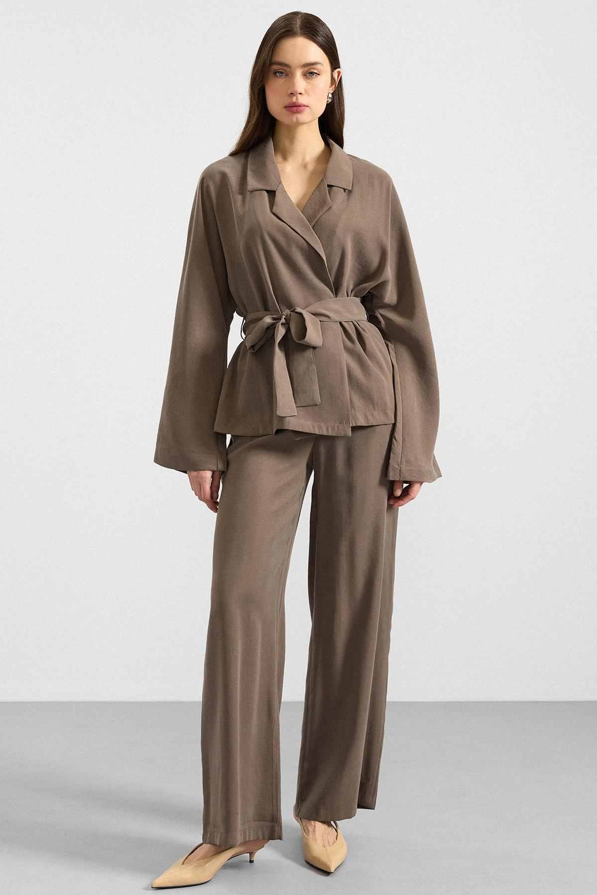 Kemer Bağlamalı Oversize Modal Ceket HAKİ 8287