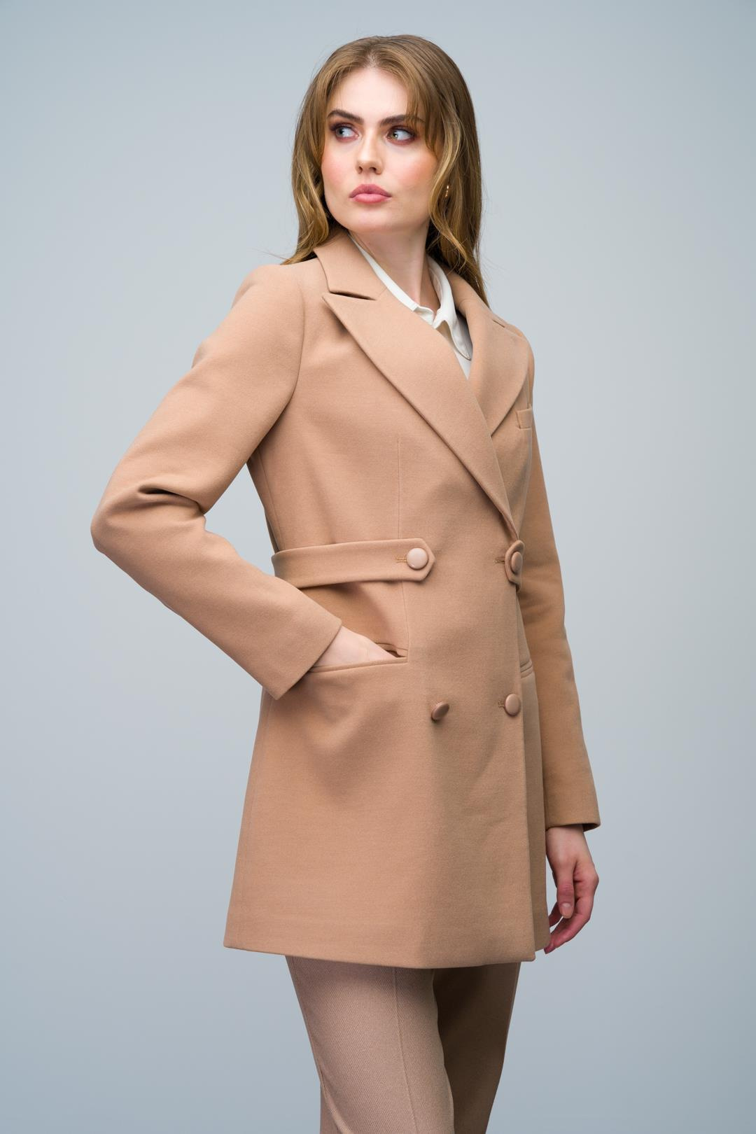 Kemer Detaylı Kruvaze Kısa Kaban KAMEL 3017