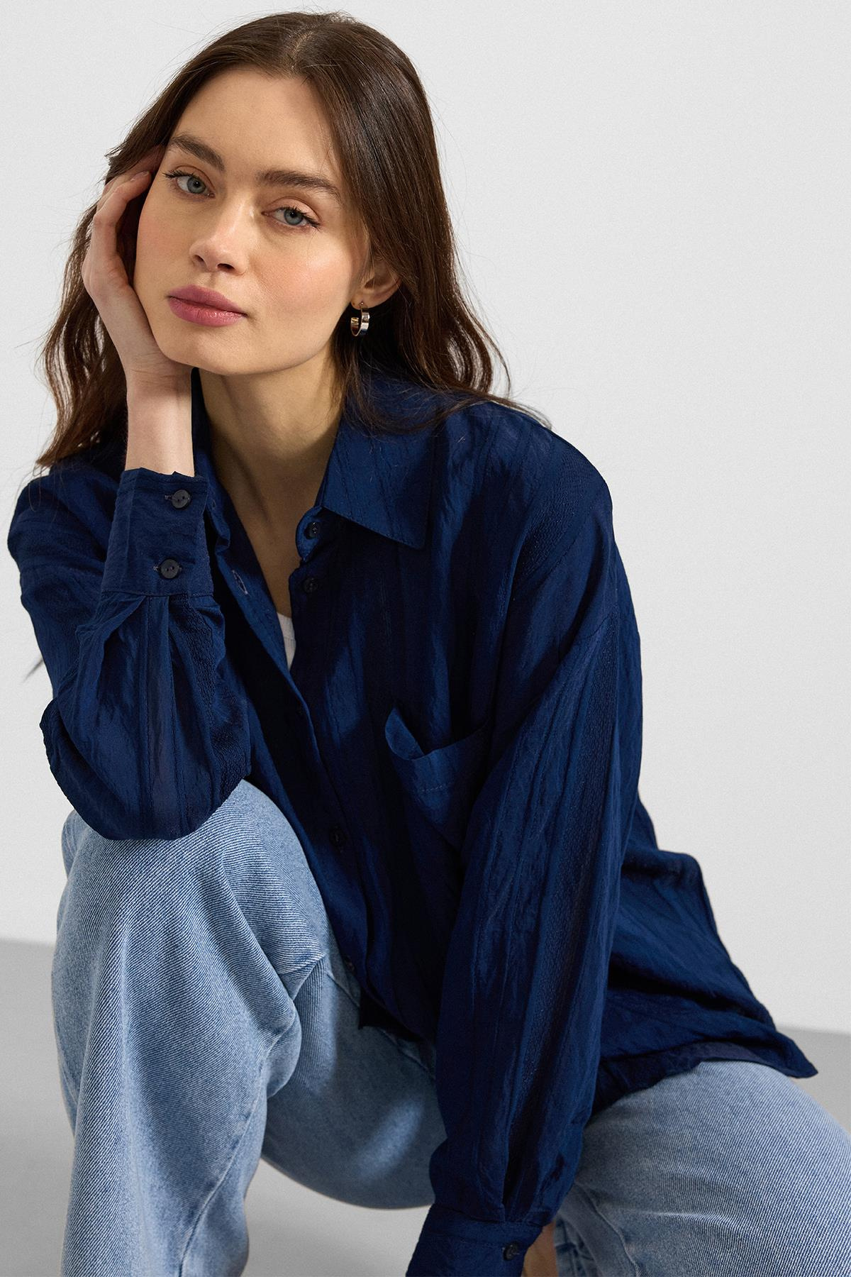 Kendinden Desenli Salaş Gömlek LACİVERT 9408