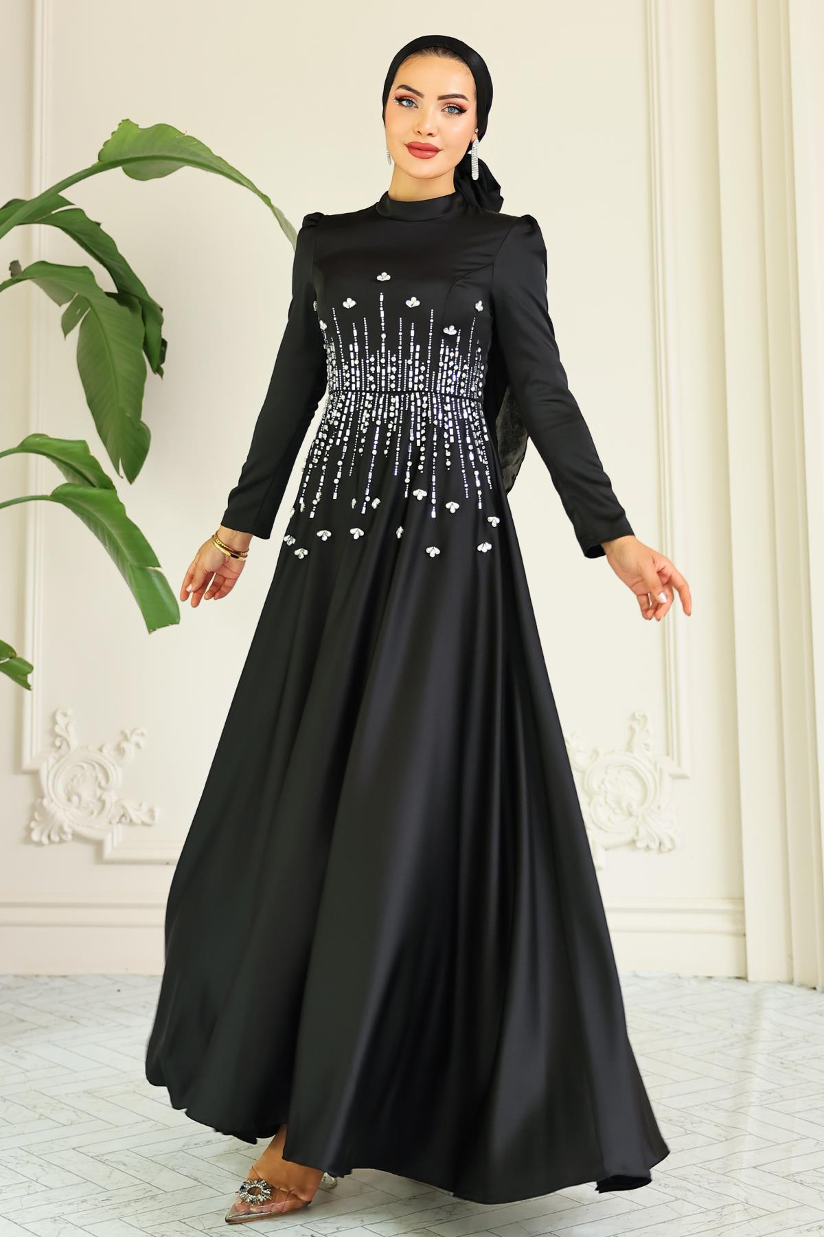 Kloş Önü Taş Desenli Saten Tesettür Abiye Elbise SİYAH 1680
