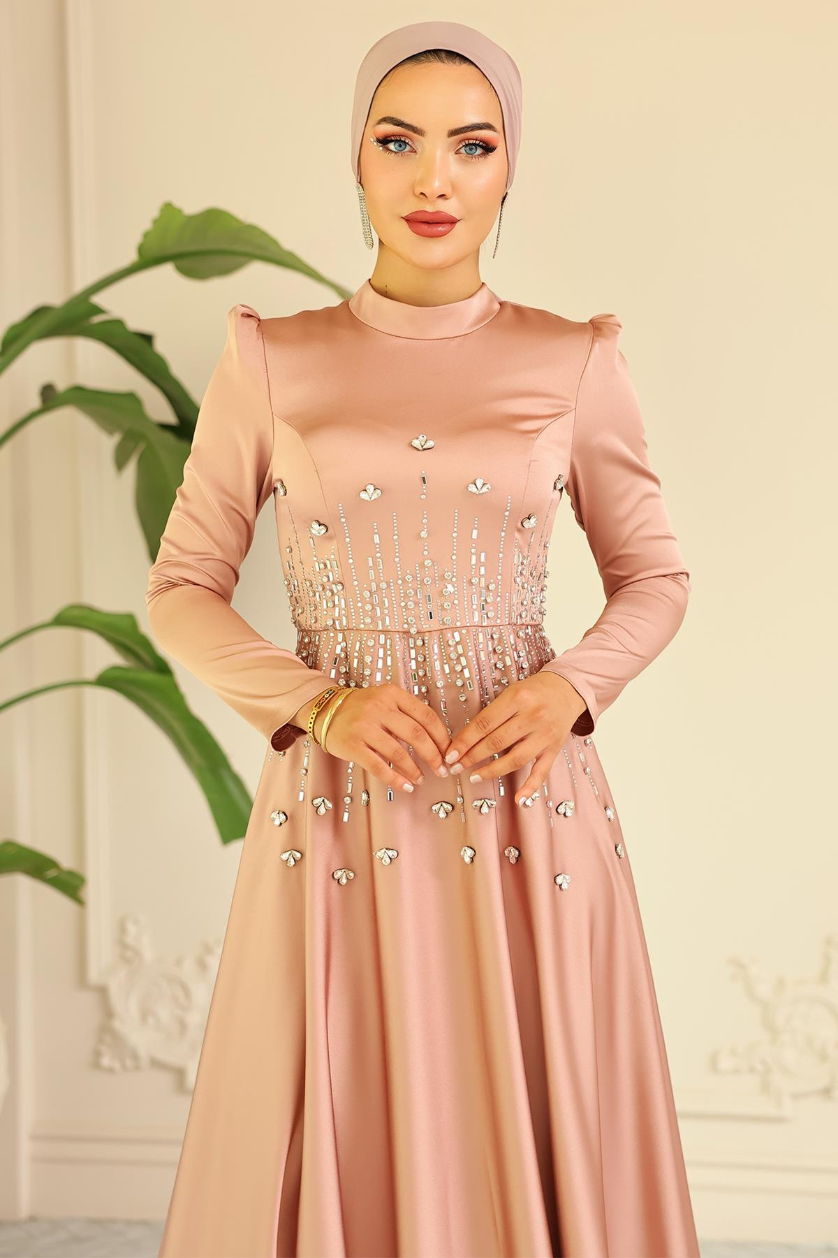 Kloş Önü Taş Desenli Saten Tesettür Abiye Elbise PUDRA 1680