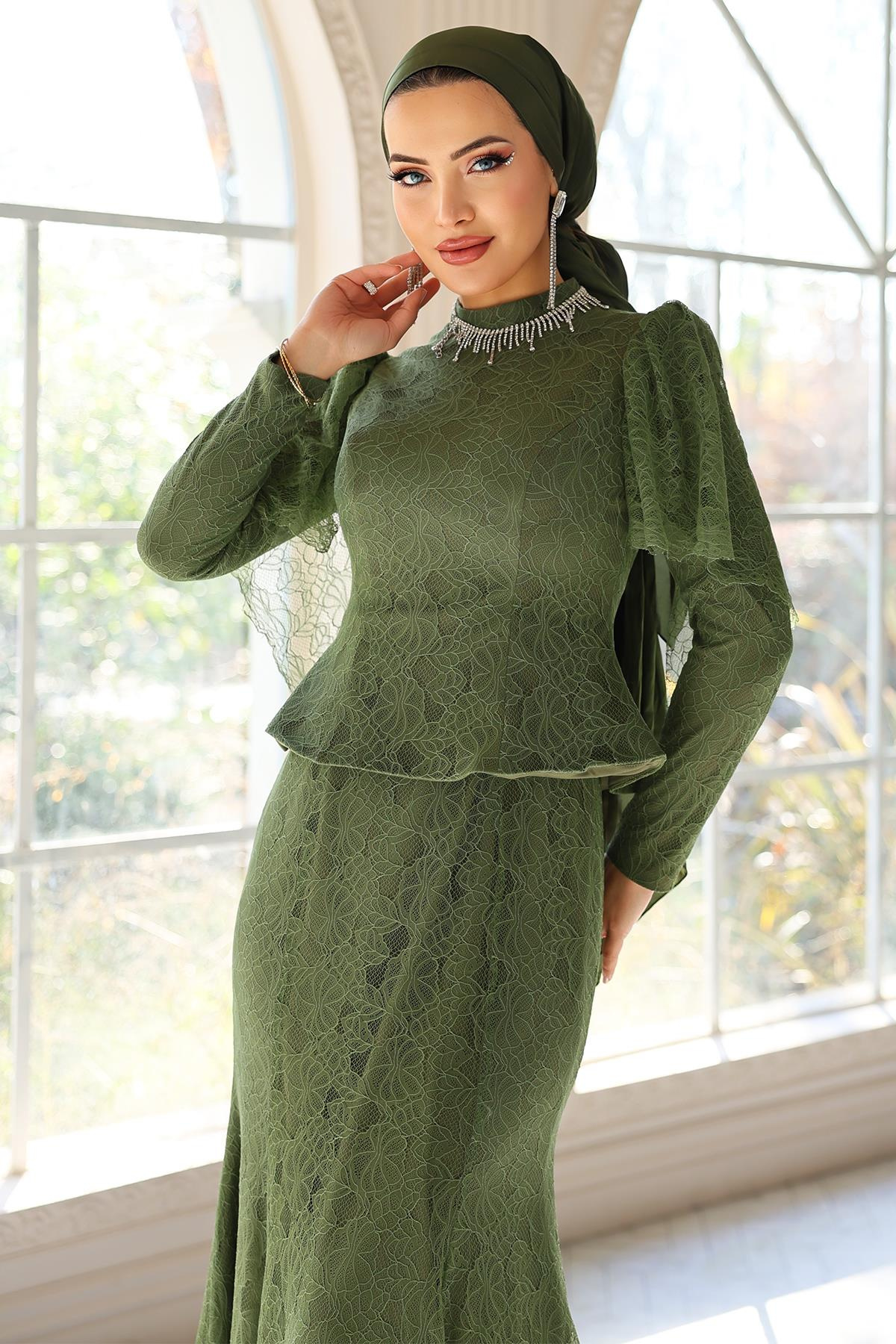 Kolye Detaylı Balık Model Dantel Tesettür Abiye Elbise HAKİ 1058