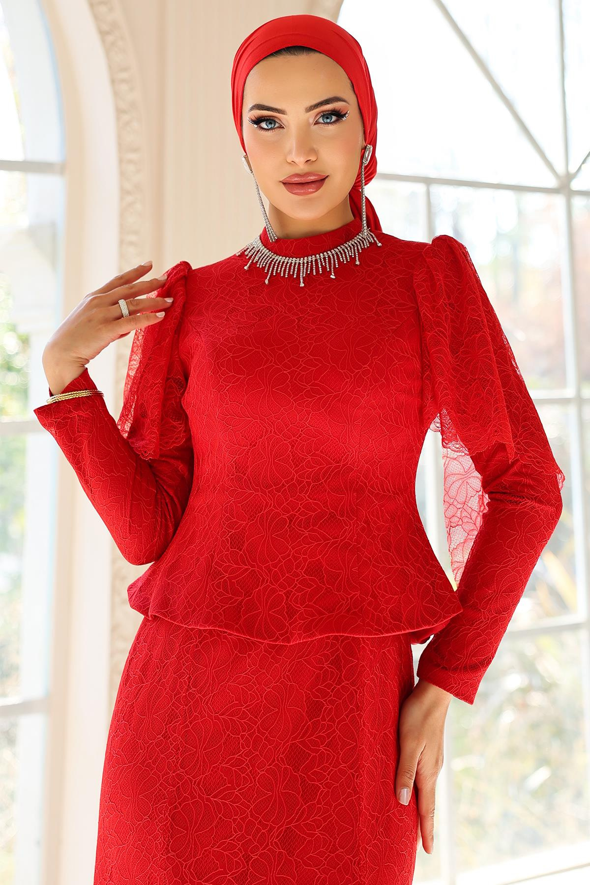 Kolye Detaylı Balık Model Dantel Tesettür Abiye Elbise KIRMIZI 1058