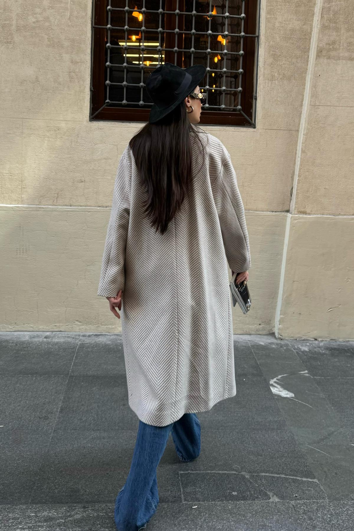 Kruvaze Balık Sırtı Desen Oversize Kaban BEJ 3037