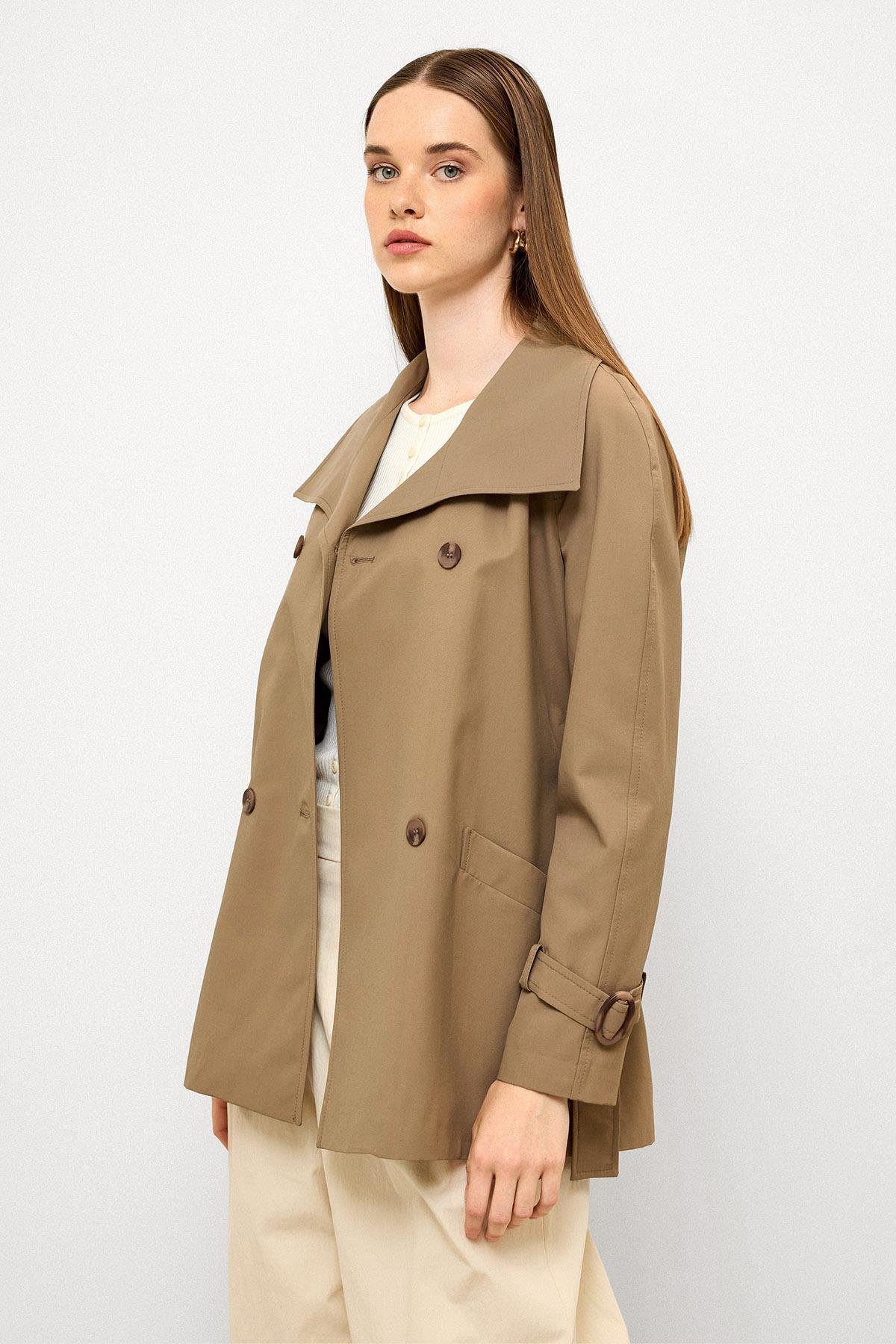 Kruvaze Reglan Kol Su İtici Özellikli Kısa Trençkot VİZON 6762