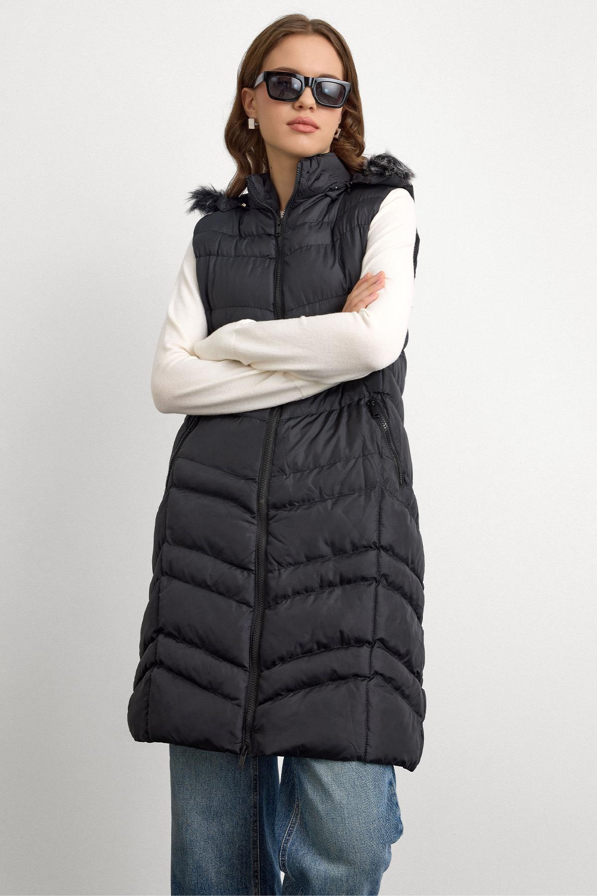 Kürklü Çıkabillir Kapüşonlu Şişme Yelek SİYAH 8192