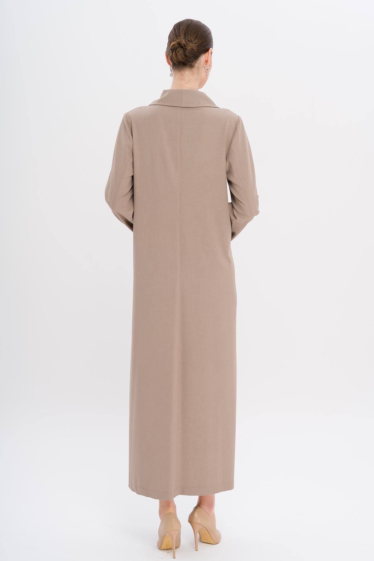 Mendil Yaka Desen ve Taş Detaylı Astarsız Büyük Beden Pardesü VİZON 6714