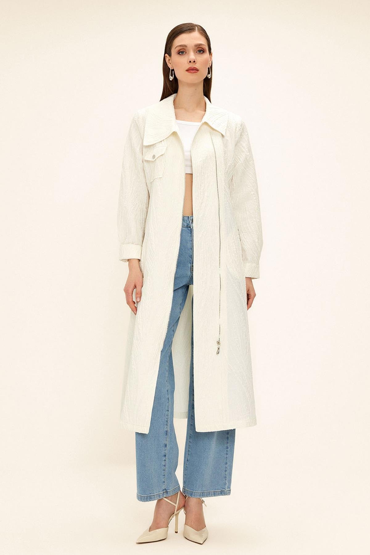 Pocket Collar Zipper Closure Glittery Jacquard Patterned Unlined Coat IVORY 6740