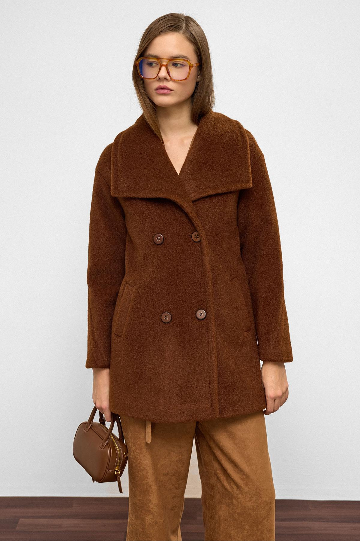 Mendil Yaka Kruvaze Geniş Kesim Kaban KAHVE 3129