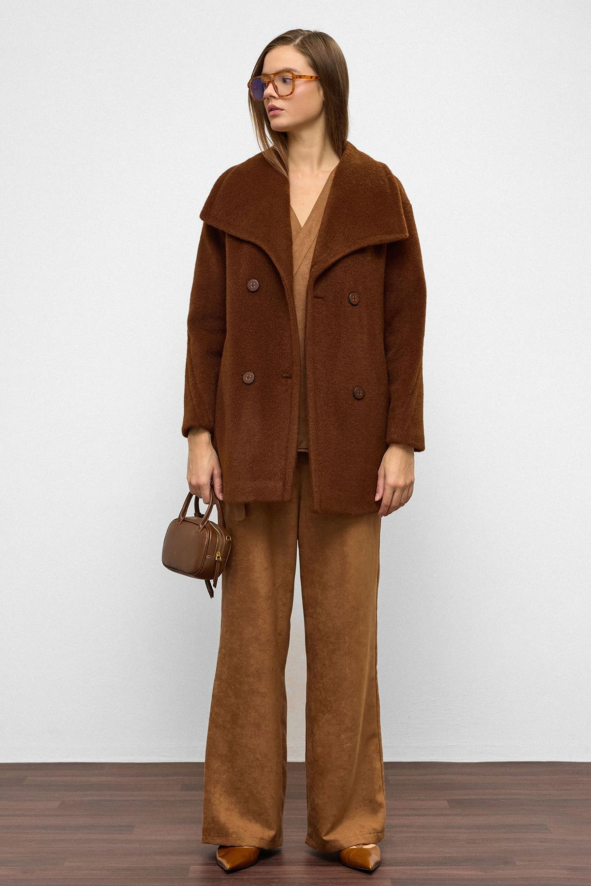 Mendil Yaka Kruvaze Geniş Kesim Kaban KAHVE 3129