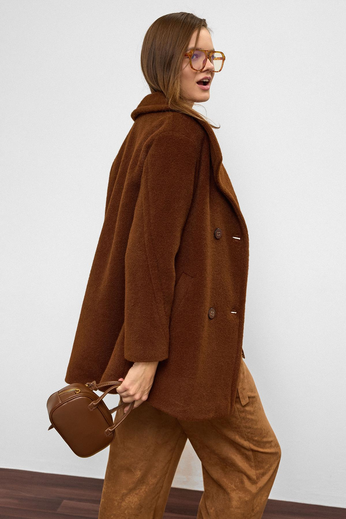 Mendil Yaka Kruvaze Geniş Kesim Kaban KAHVE 3129