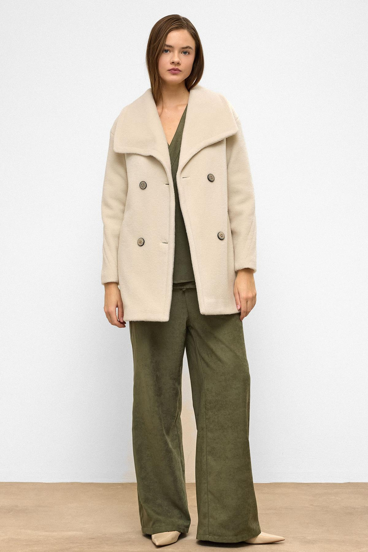 Mendil Yaka Kruvaze Geniş Kesim Kaban BEJ 3129