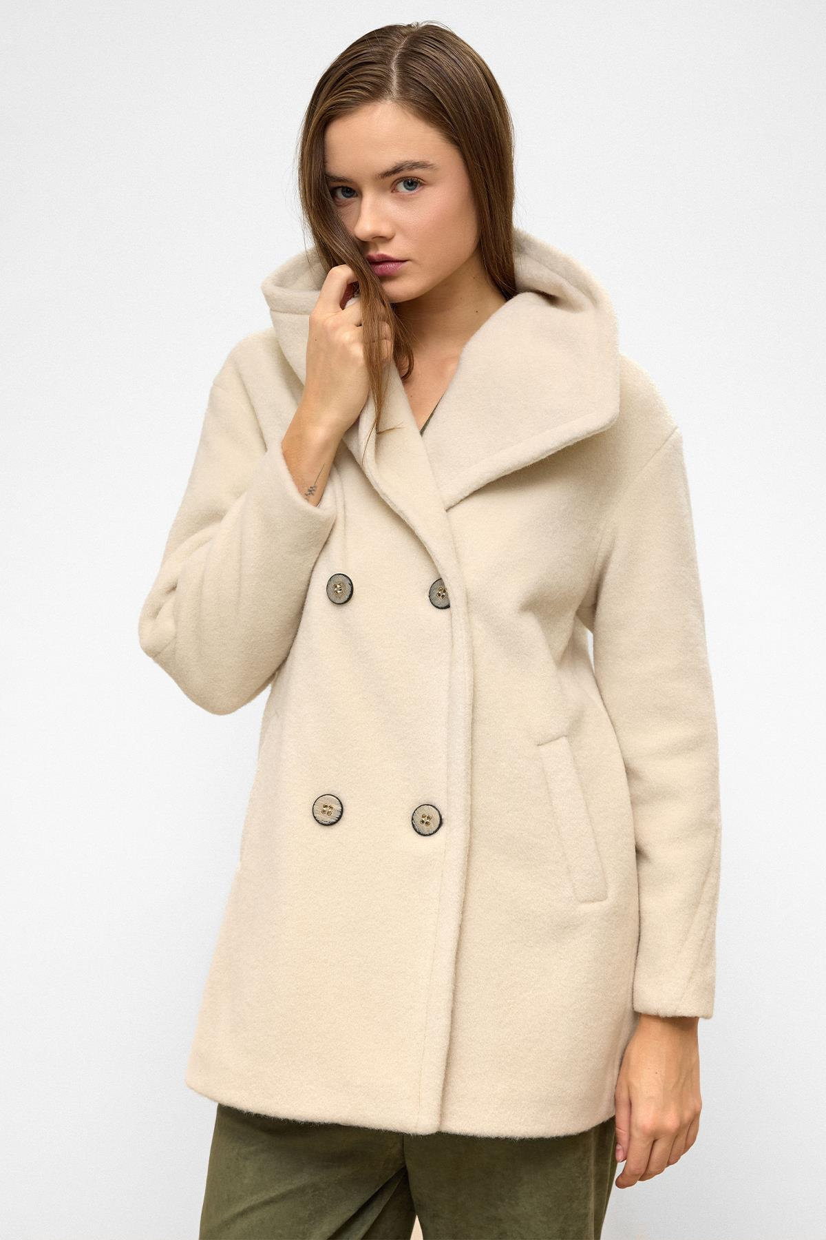 Mendil Yaka Kruvaze Geniş Kesim Kaban BEJ 3129