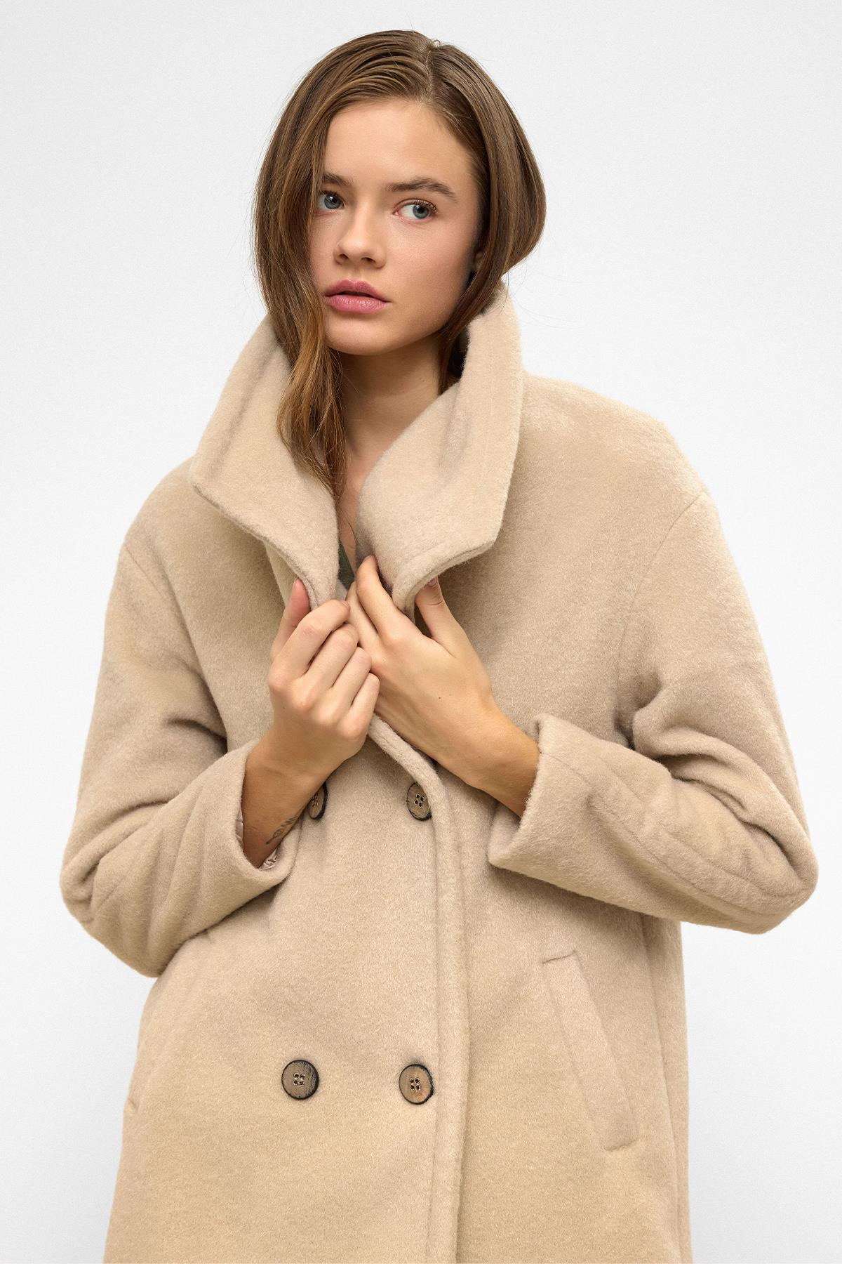 Mendil Yaka Kruvaze Geniş Kesim Kaban KOYU BEJ 3129