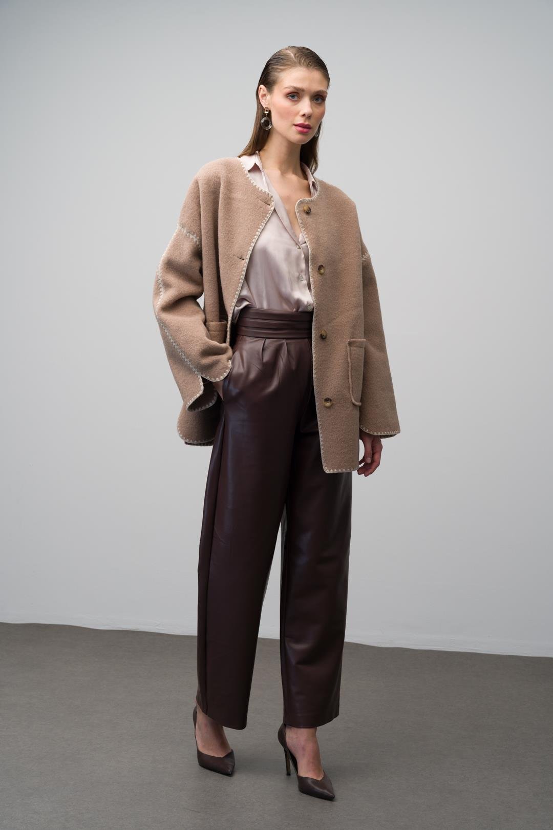 Nakış Detaylı Torba Cepli Astarsız Salaş Kaban VİZON 3077