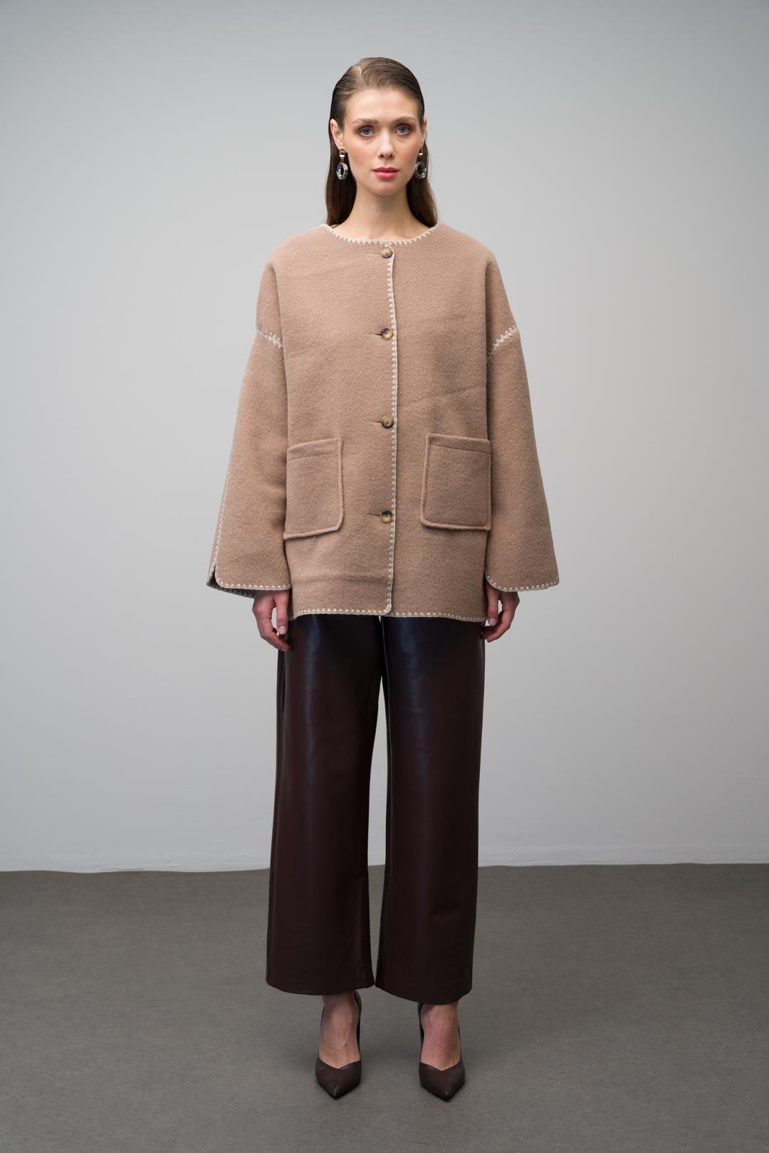 Nakış Detaylı Torba Cepli Astarsız Salaş Kaban VİZON 3077