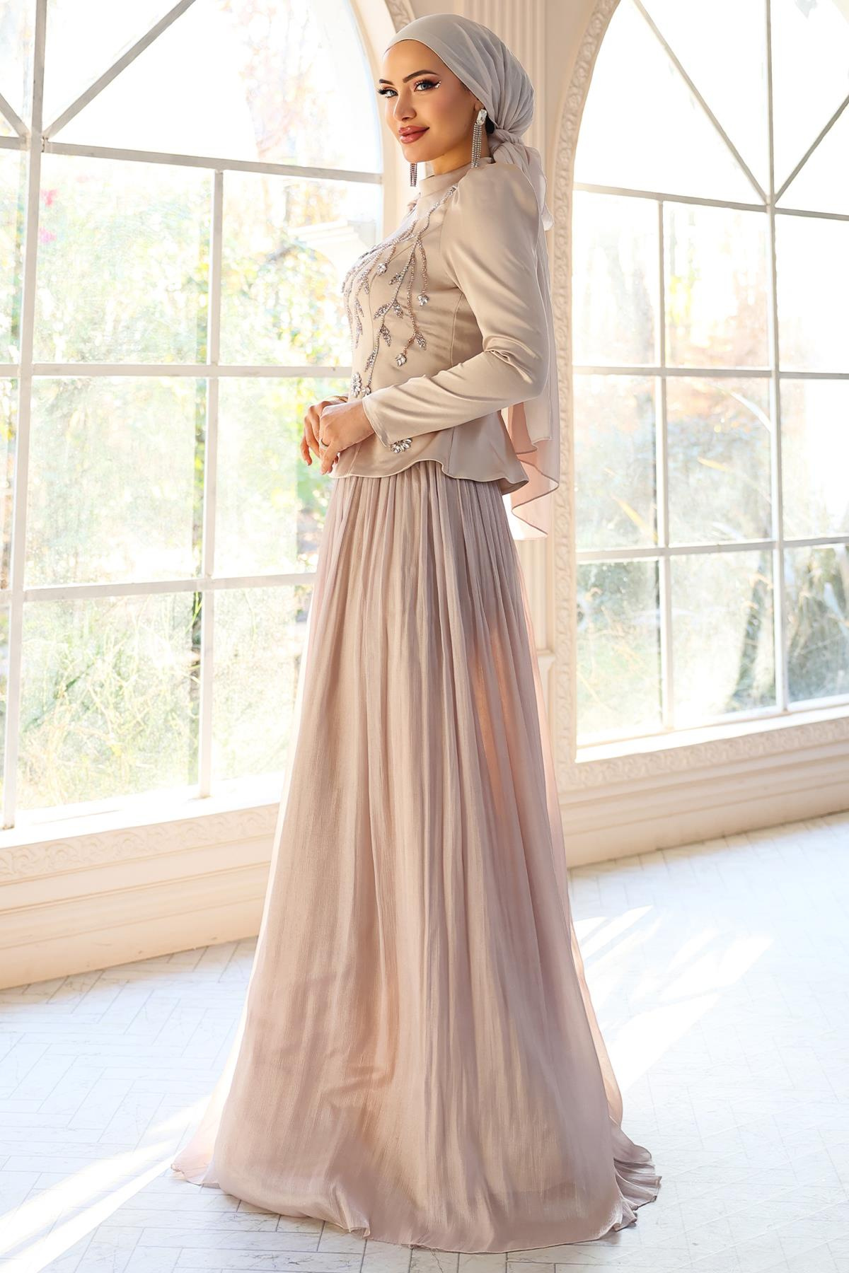 Önü Taş İşlemeli Saten Yoryo İpek Kombinli Tesettür Abiye Elbise TAŞ 1055