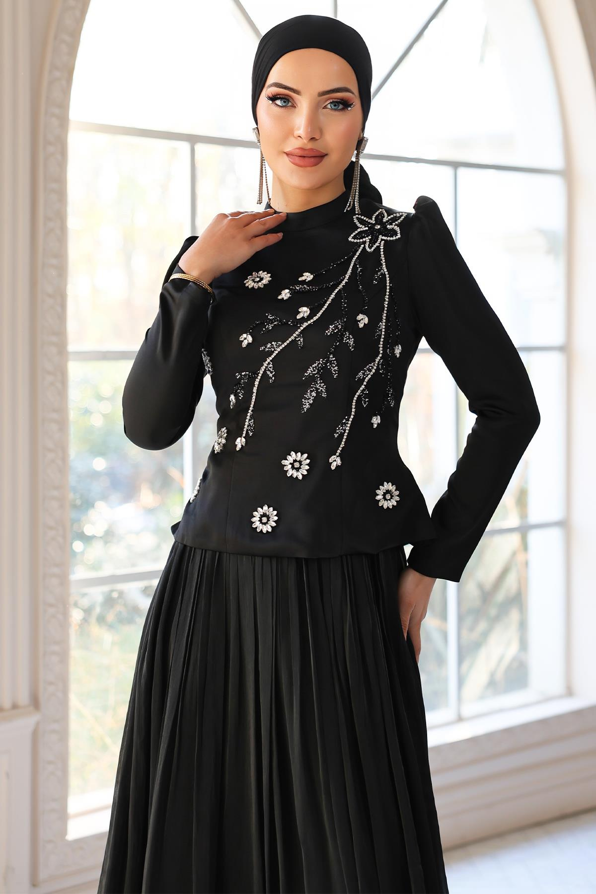Önü Taş İşlemeli Saten Yoryo İpek Kombinli Tesettür Abiye Elbise SİYAH 1055