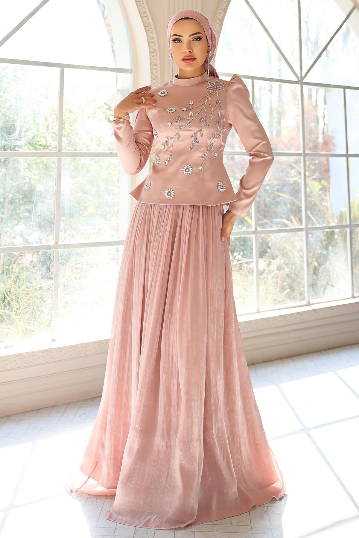 Önü Taş İşlemeli Saten Yoryo İpek Kombinli Tesettür Abiye Elbise PUDRA 1055