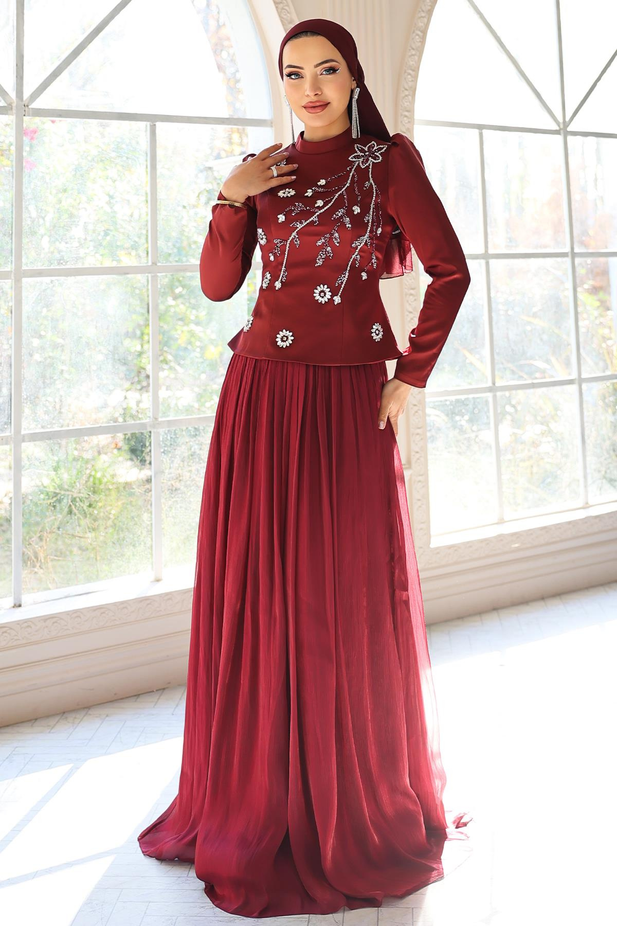 Önü Taş İşlemeli Saten Yoryo İpek Kombinli Tesettür Abiye Elbise BORDO 1055