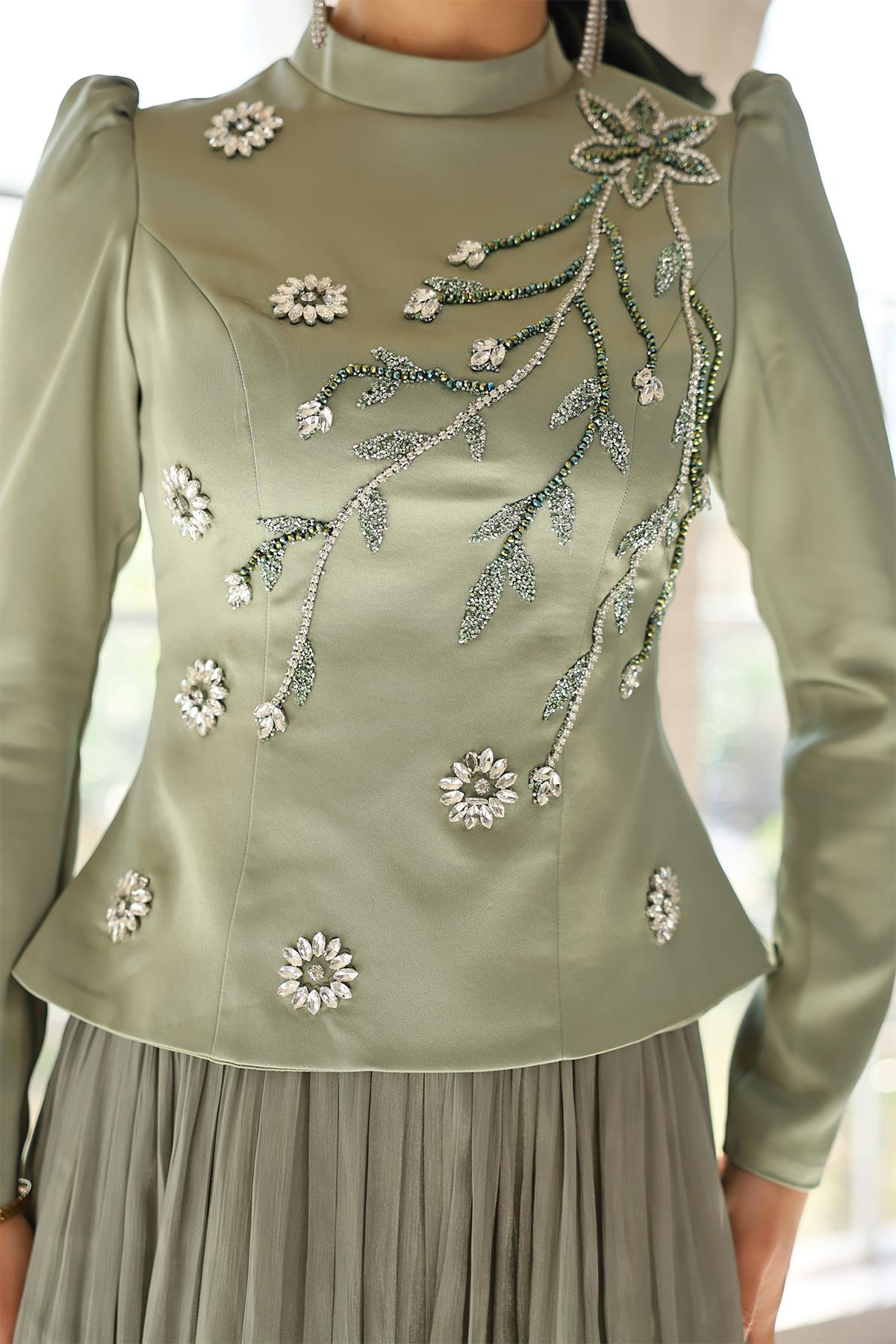 Önü Taş İşlemeli Saten Yoryo İpek Kombinli Tesettür Abiye Elbise AÇIK YEŞİL 1055