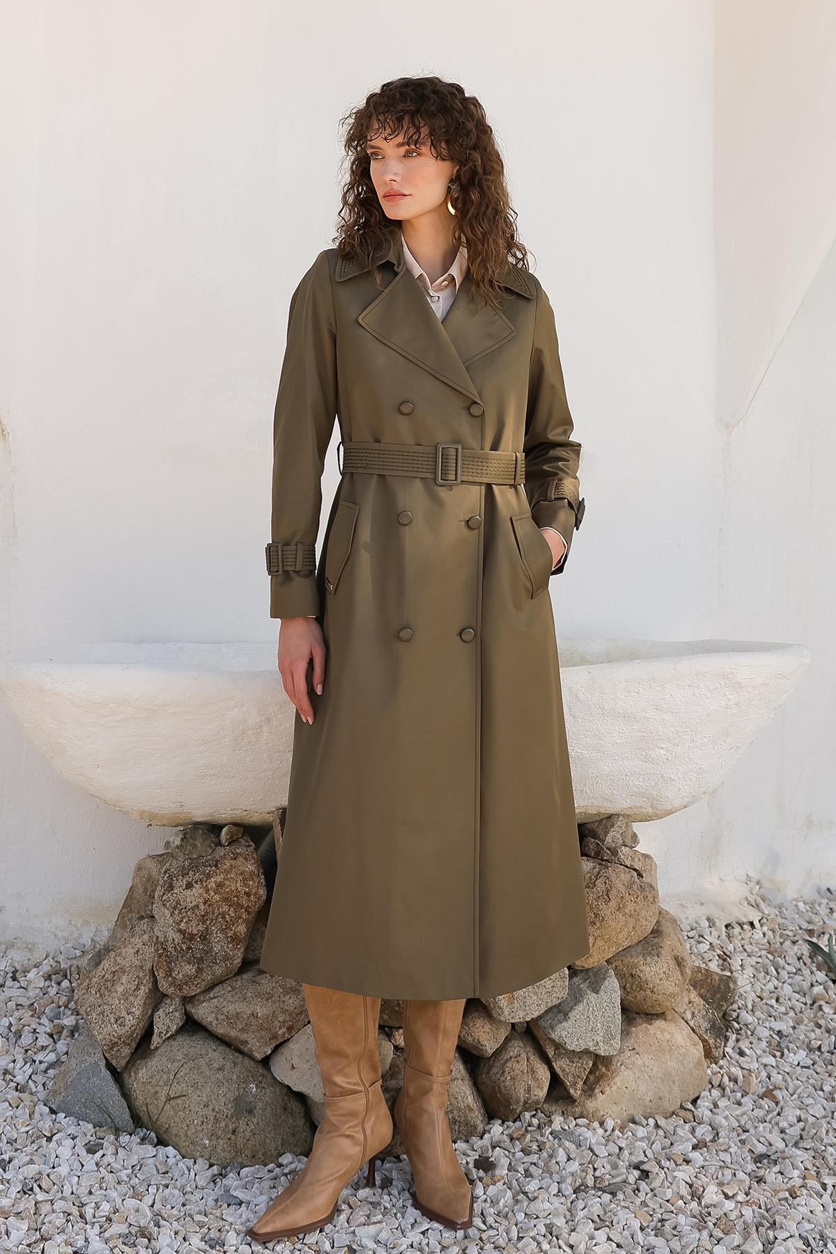 Özel Dikiş Detaylı Kruvaze Su İtici Özellikli Trençkot A.HAKİ 6703