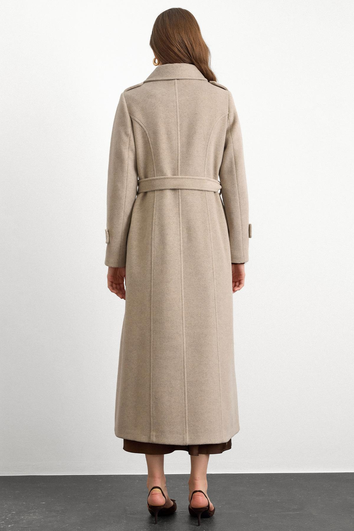 معطف طويل مزدوج الصدر مع تفاصيل الرأس مزيج الحجارة 3087