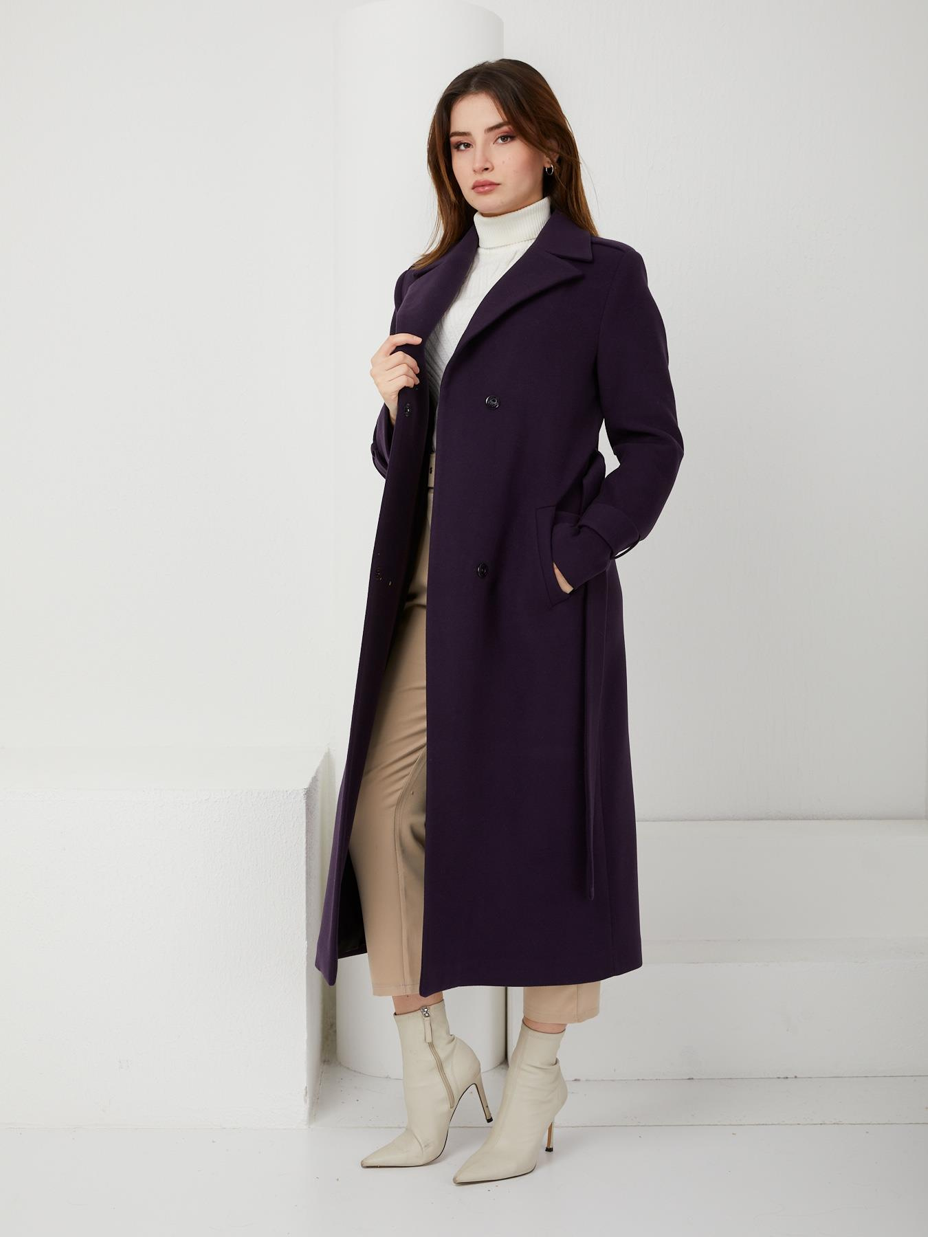 Pelerin ve Apolet Detaylı Çıt Çıt kapamalı Ara Boy Kaban MOR 3771