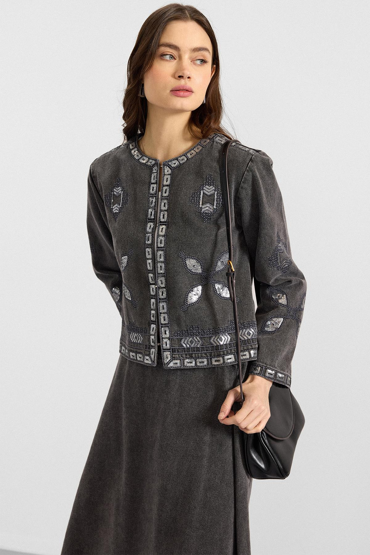 Pul ve Nakış Detaylı Etek Ceket Denim İkili Takım GRİ 9388-TK