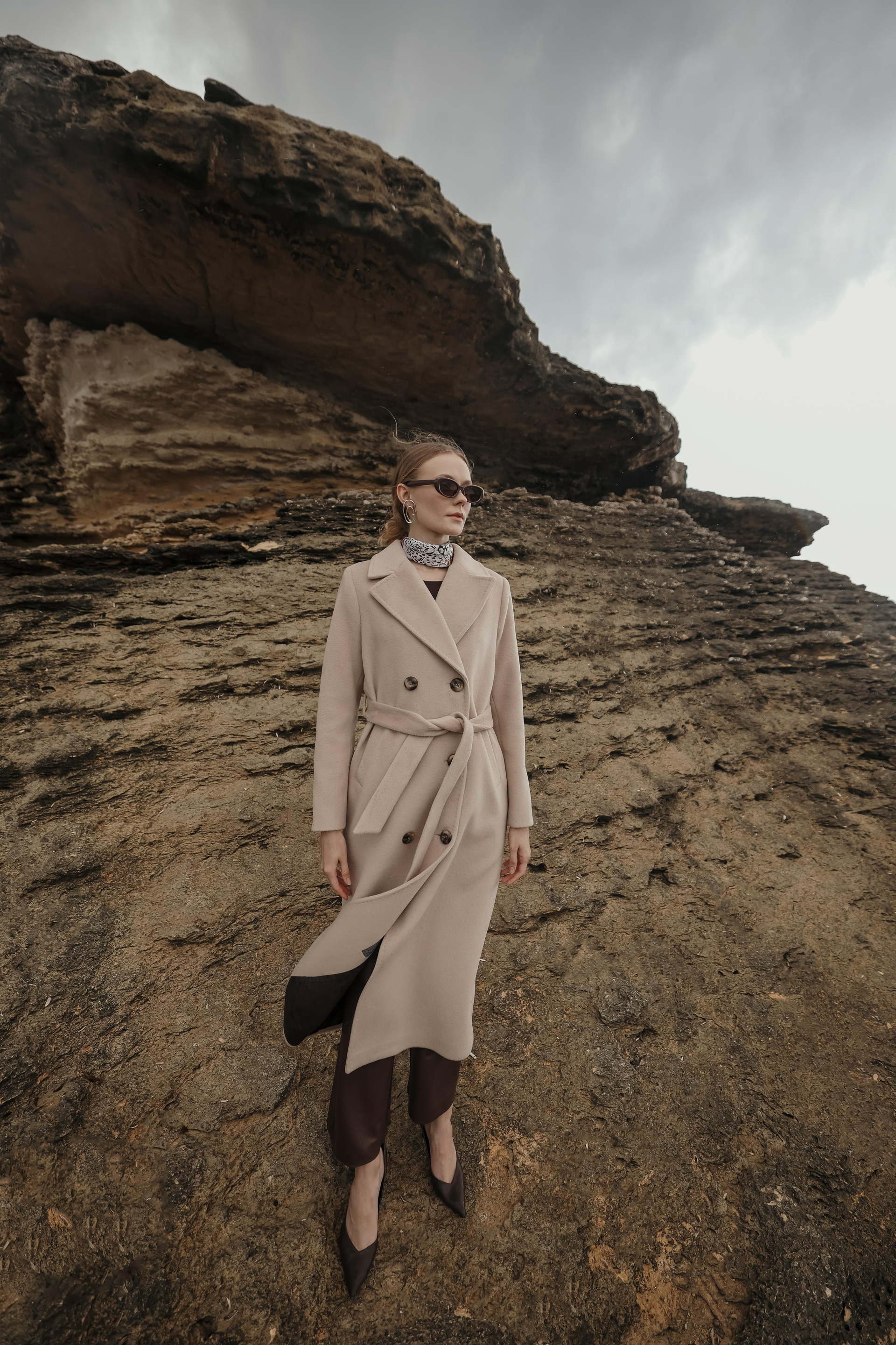 Double-Breasted Exclusive Coat with Punto Detail IVORY 3055