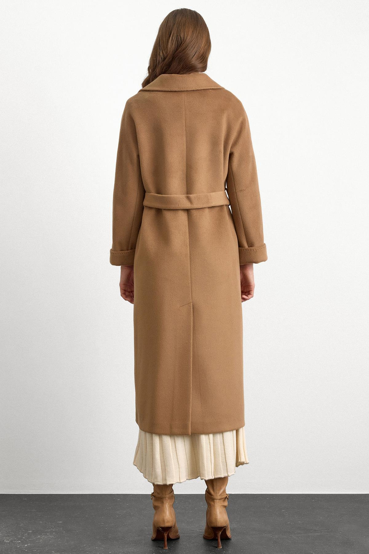 Punto Dikiş Detaylı Oversize Premium Kaban K. KAMEL 3108