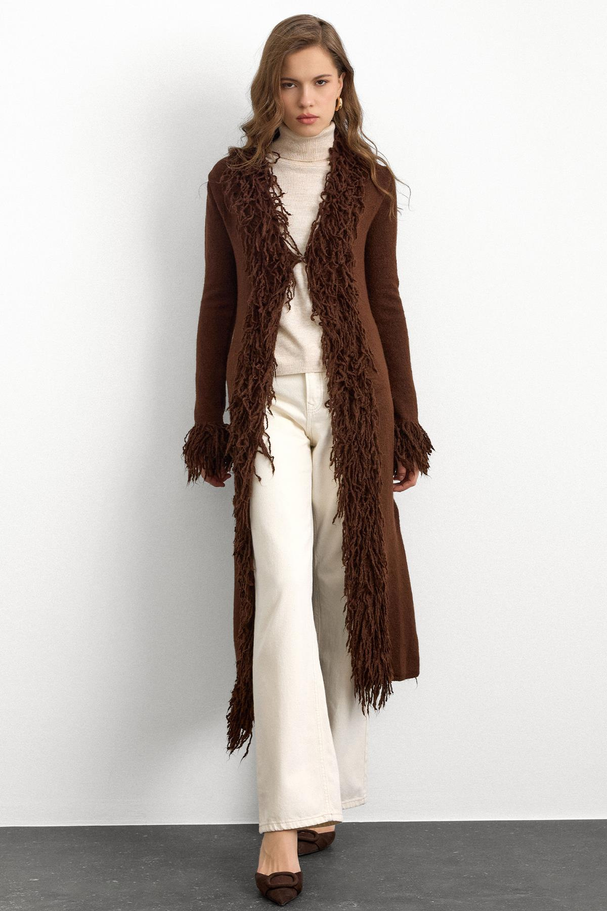 Püskül Detaylı Uzun Triko Hırka KAHVE 8281