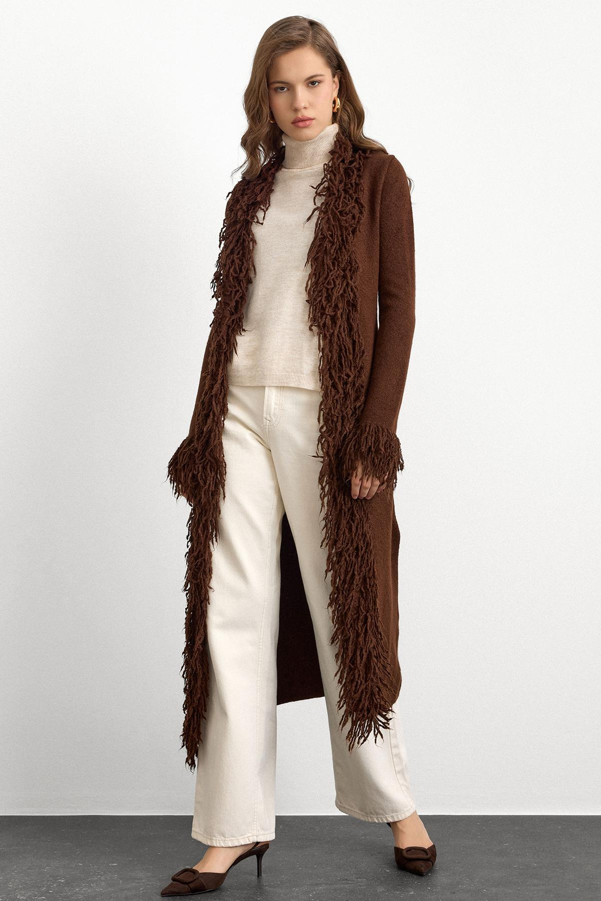 Püskül Detaylı Uzun Triko Hırka KAHVE 8281