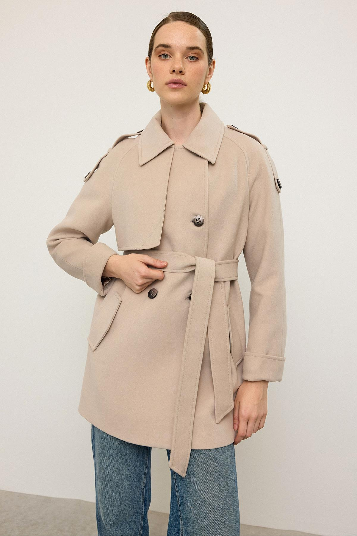 Reglan Kol Apolet ve Pelerin Detaylı Kaşmir Kaban AÇIK BEJ 3131