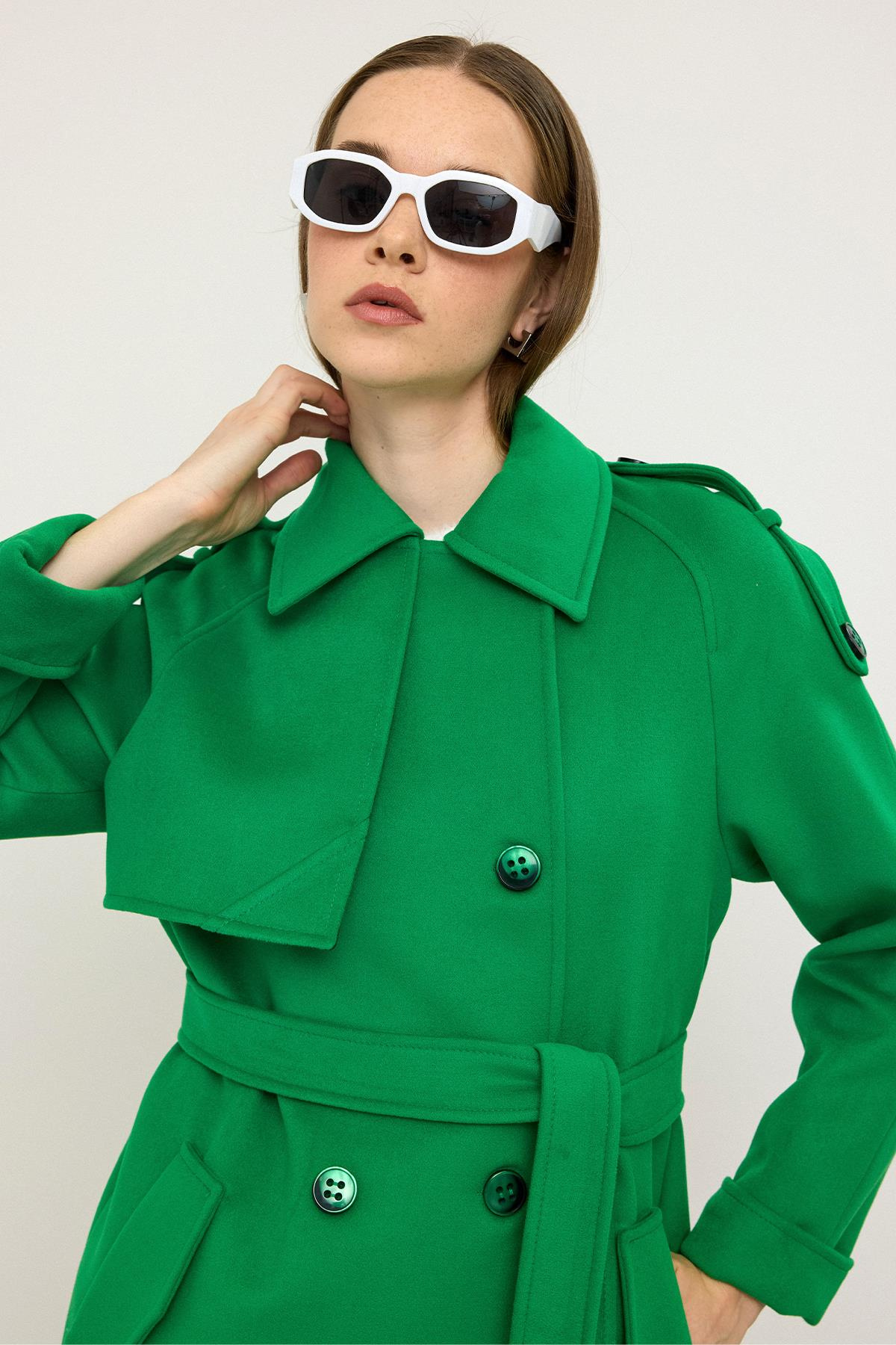 Reglan Kol Apolet ve Pelerin Detaylı Kaşmir Kaban AÇIK YEŞİL 3131