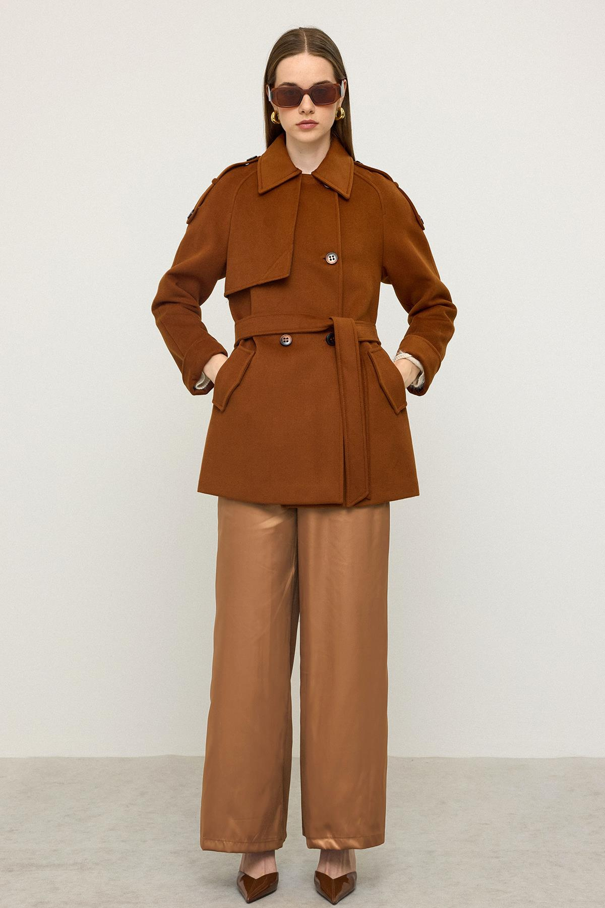 Reglan Kol Apolet ve Pelerin Detaylı Kaşmir Kaban RUST 3131