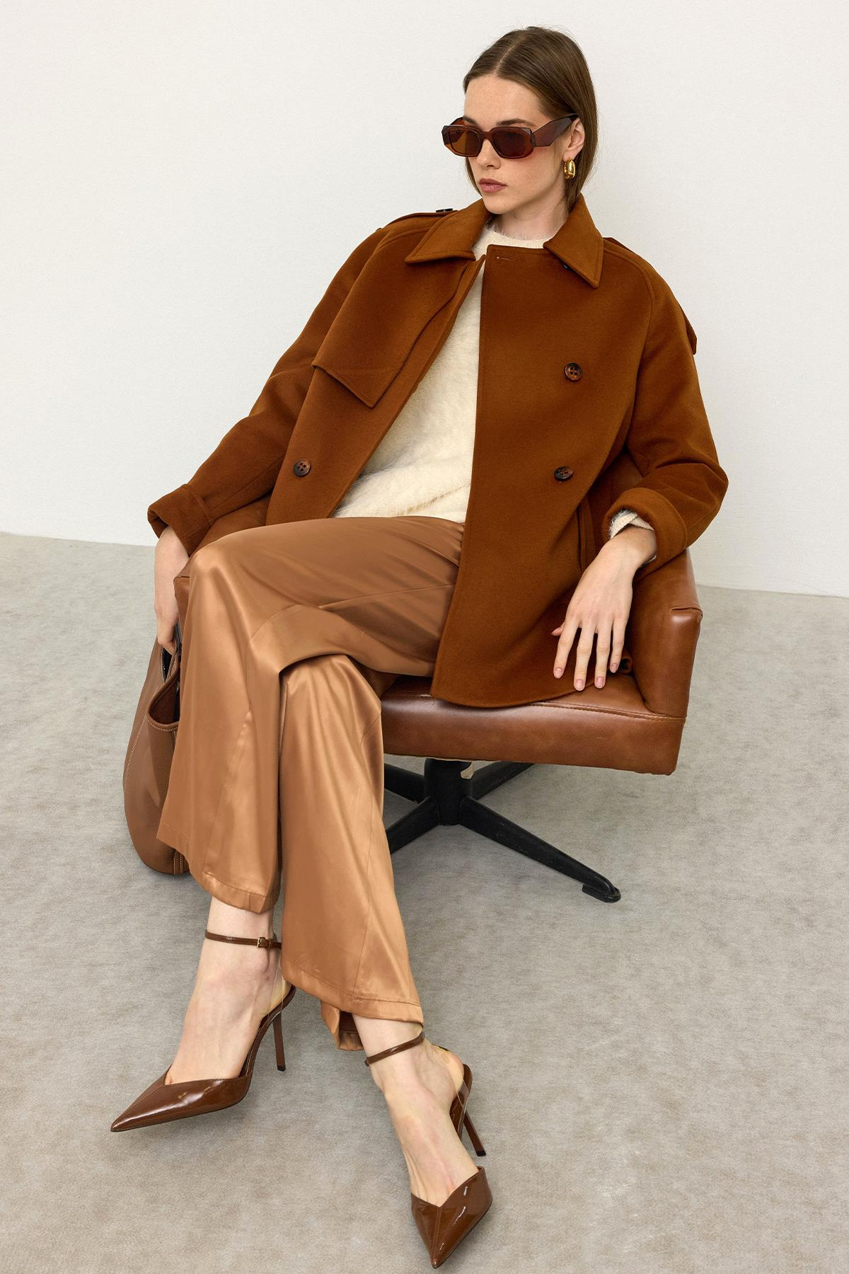 Reglan Kol Apolet ve Pelerin Detaylı Kaşmir Kaban RUST 3131