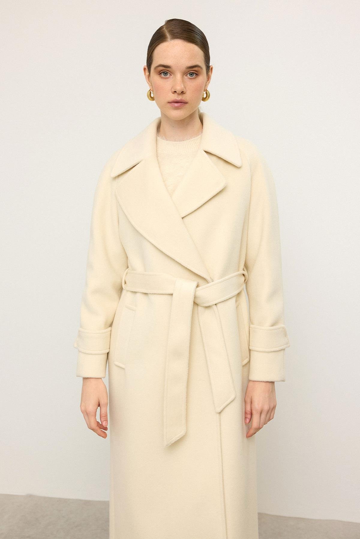 Reglan Kol Çıt Çıt Kapamalı Ara Boy Kaban EKRU 3145