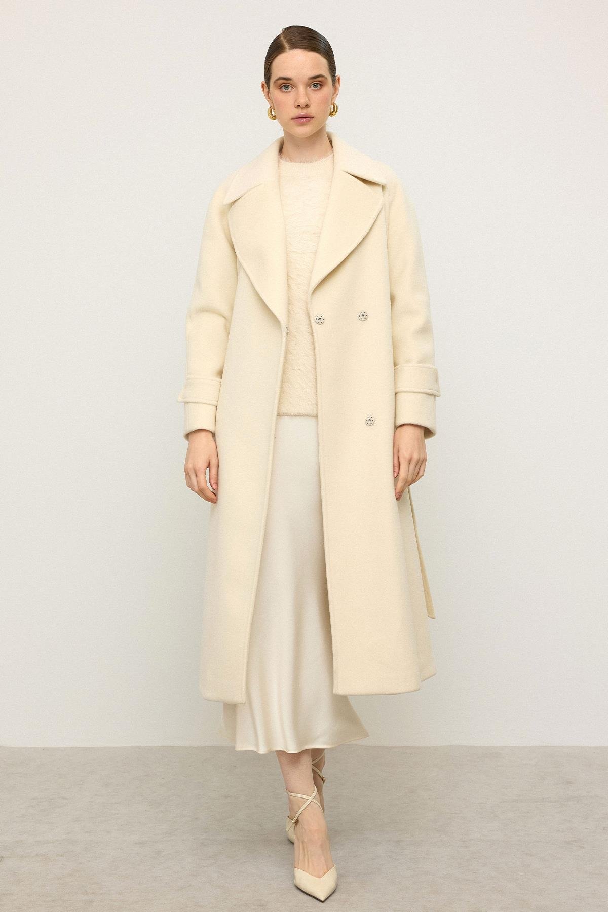 Reglan Kol Çıt Çıt Kapamalı Ara Boy Kaban EKRU 3145