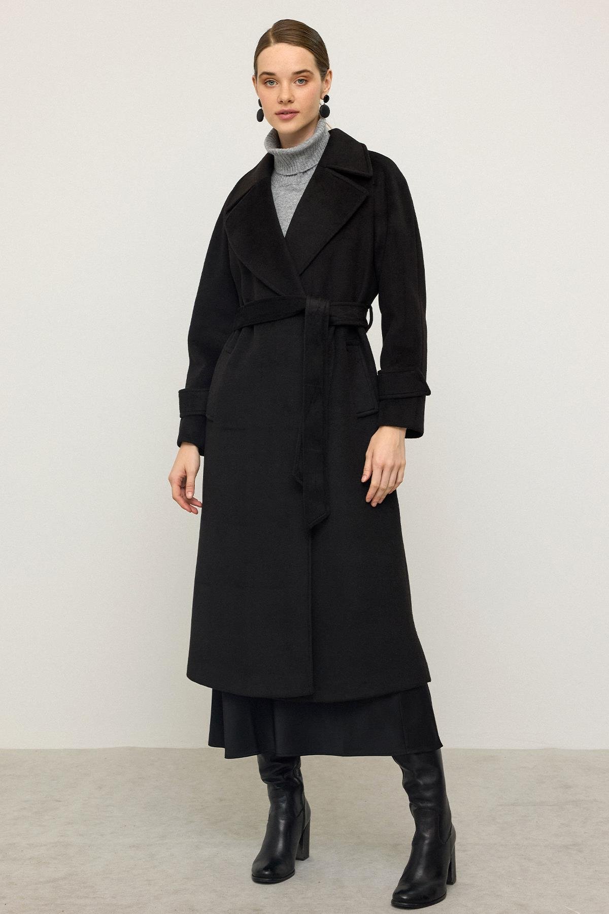 Raglan Sleeve Snap Closure Mid-Length Coat BLACK 3145