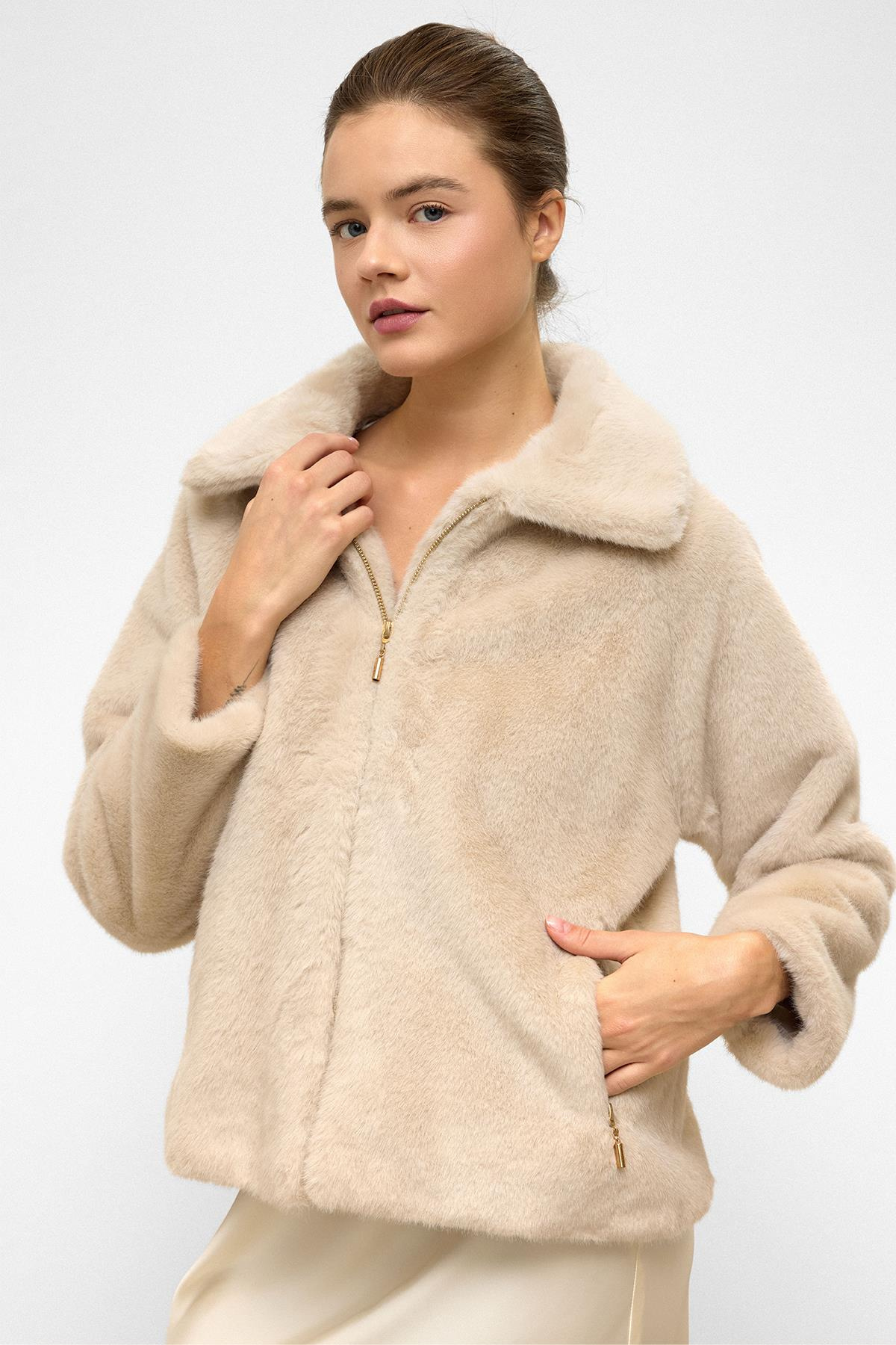 Reglan Kol Fermuarlı Suni Kürk Ceket BEJ 1012