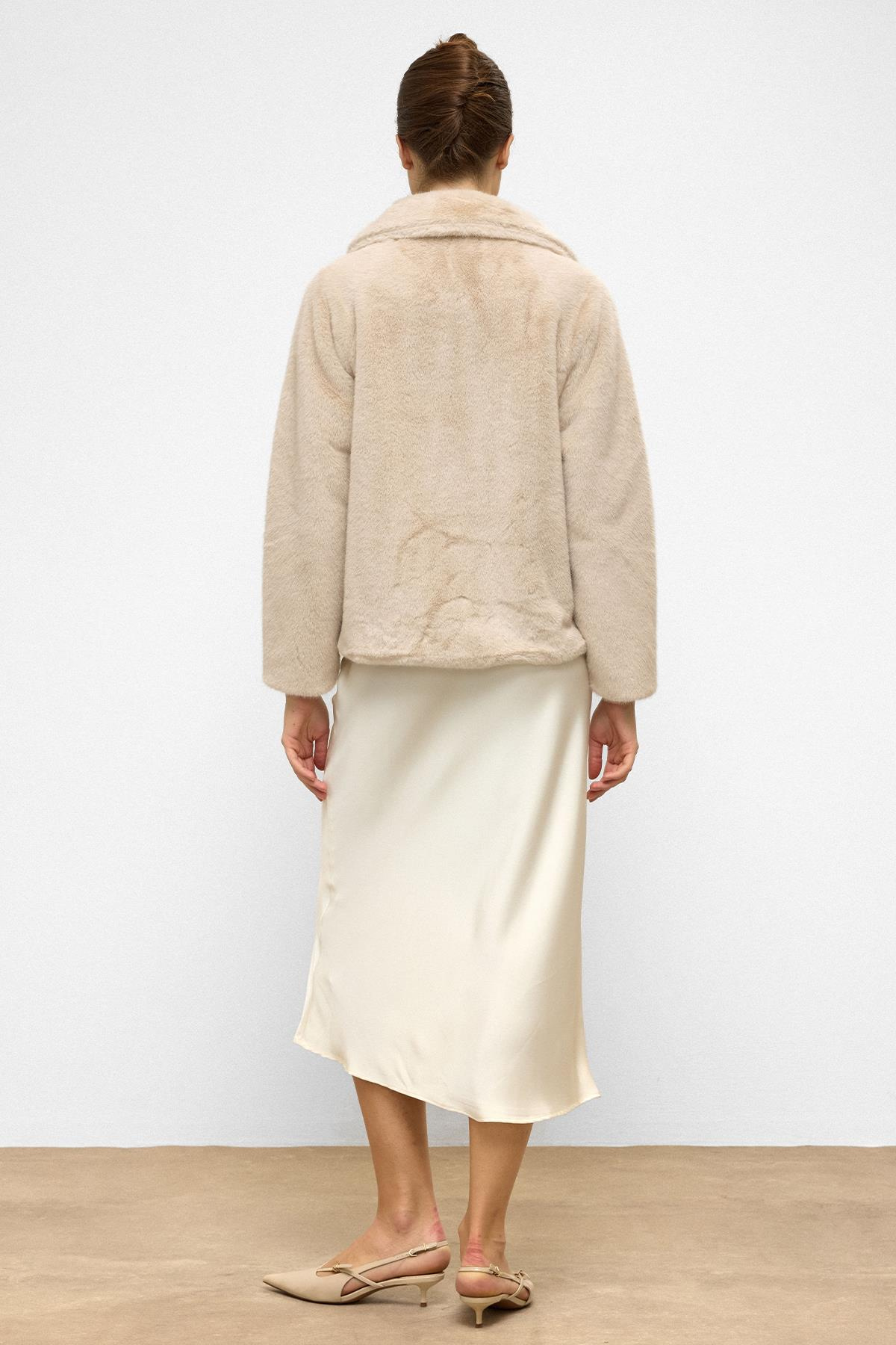 Reglan Kol Fermuarlı Suni Kürk Ceket BEJ 1012