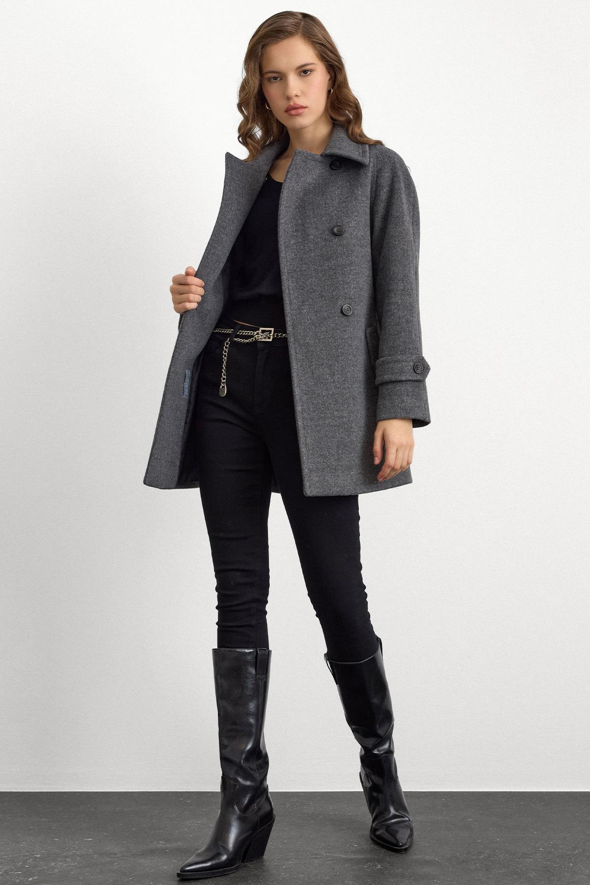 Reglan Kol Kruvaze Kısa Kaban KOYU GRİ 3150